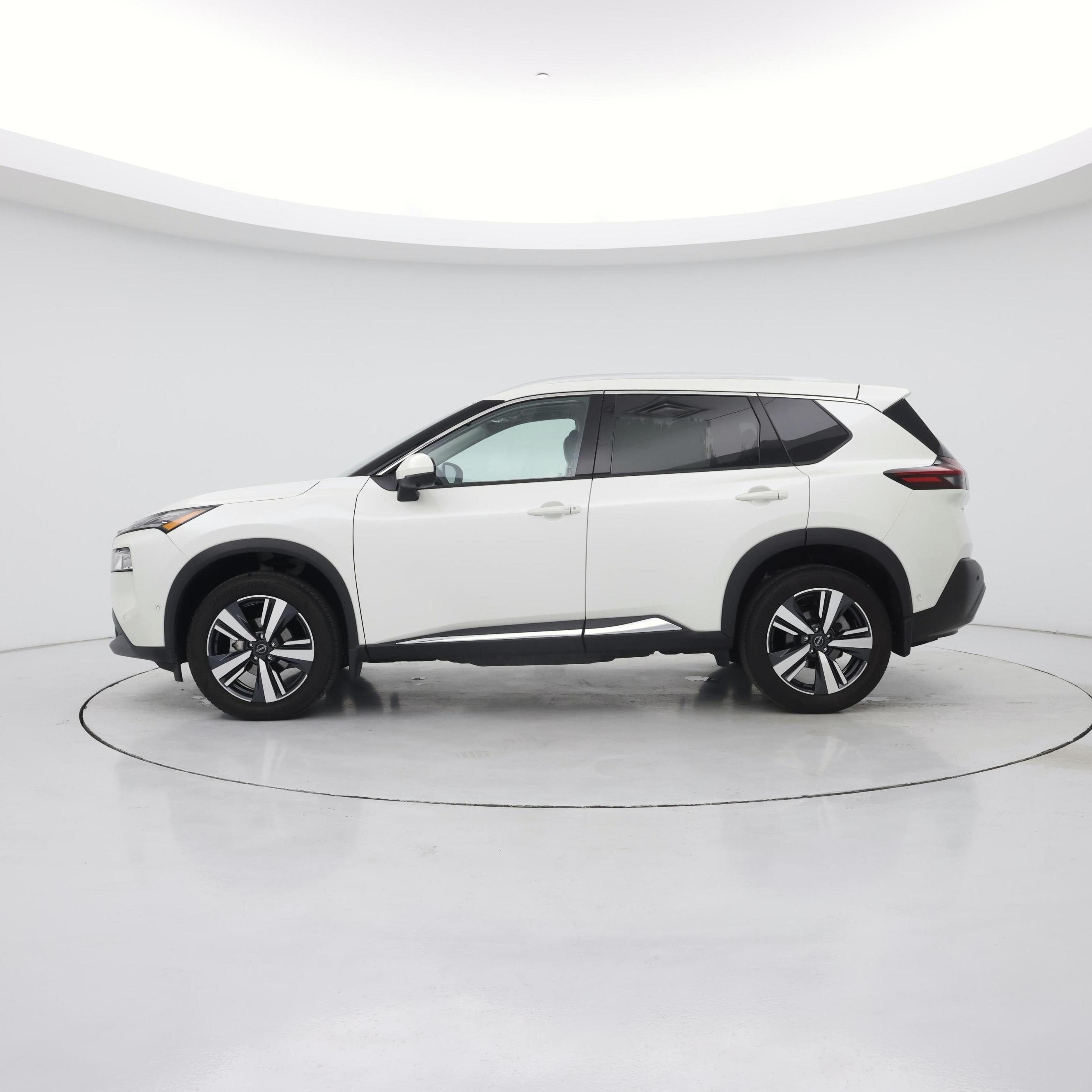 Thumbnail: 2023 Nissan Rogue - 3