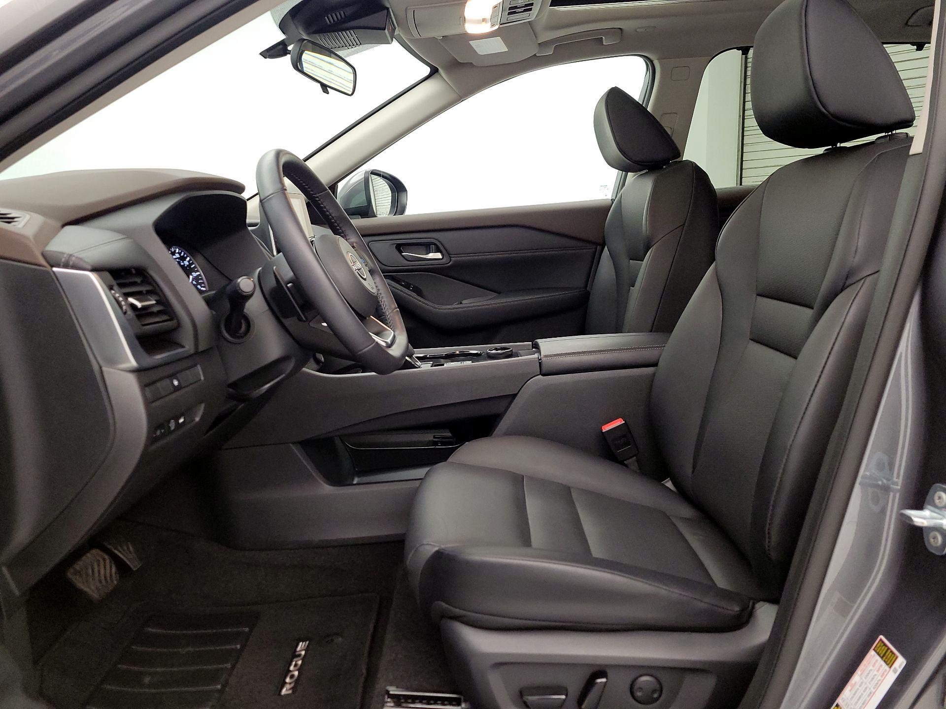 Thumbnail: 2023 Nissan Rogue - 11