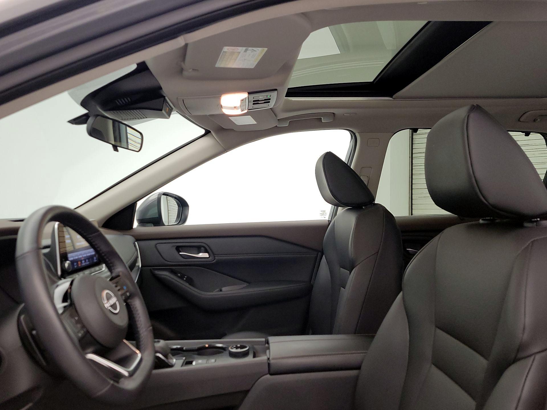 Thumbnail: 2023 Nissan Rogue - 19