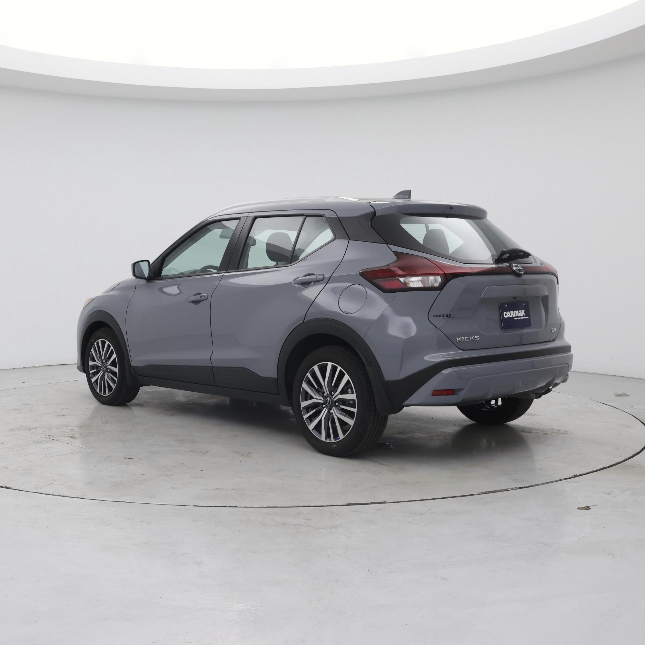Thumbnail: 2023 Nissan Kicks - 2