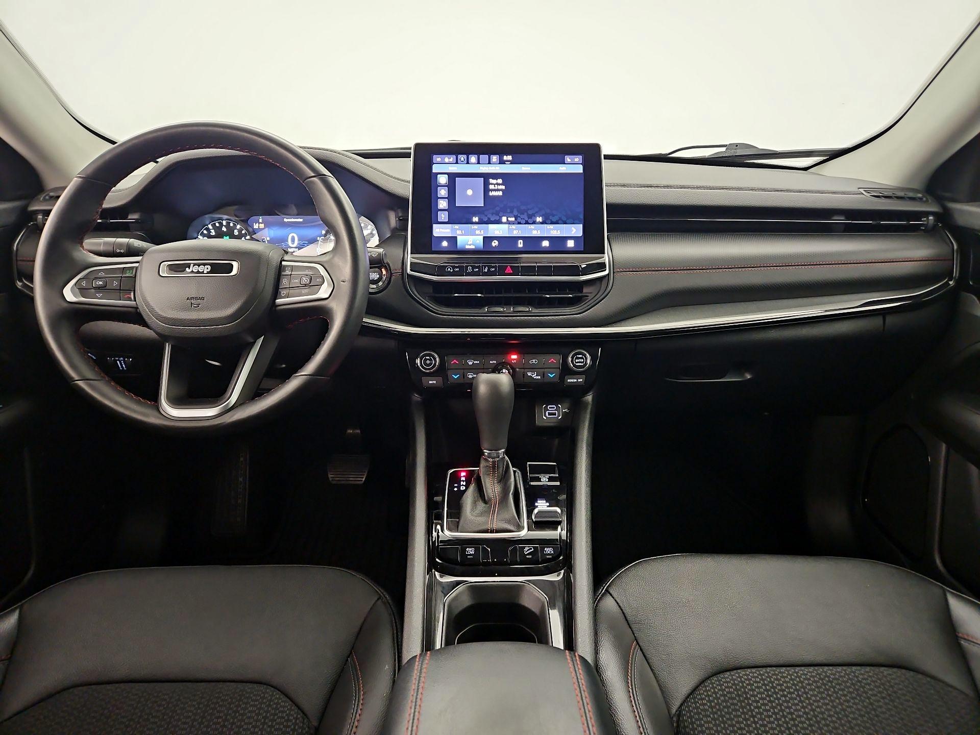 Thumbnail: 2022 Jeep Compass - 9