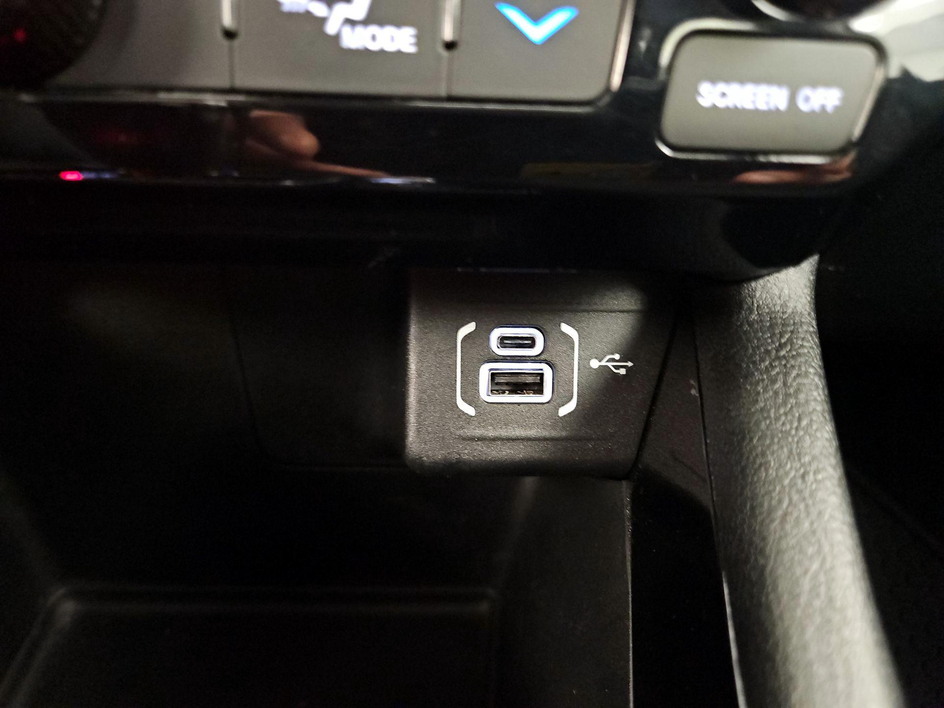 Thumbnail: 2022 Jeep Compass - 18