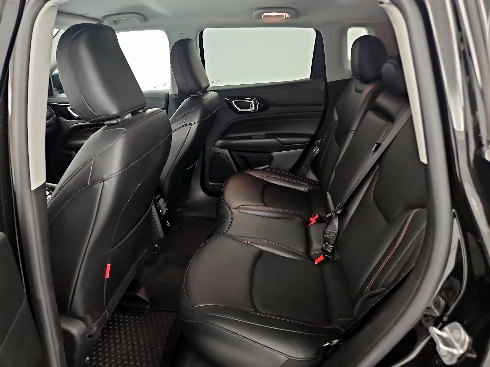 Thumbnail: 2022 Jeep Compass - 19