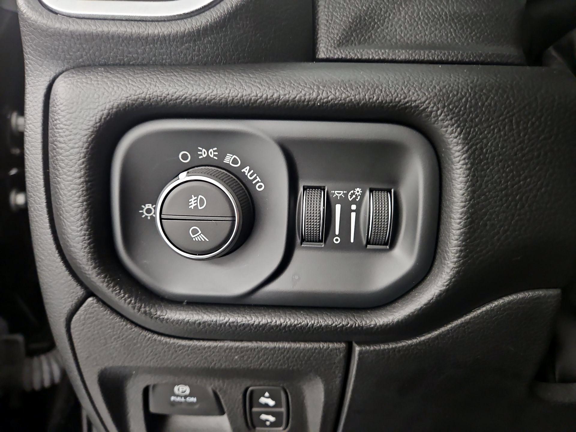 Thumbnail: 2022 RAM 1500 - 13