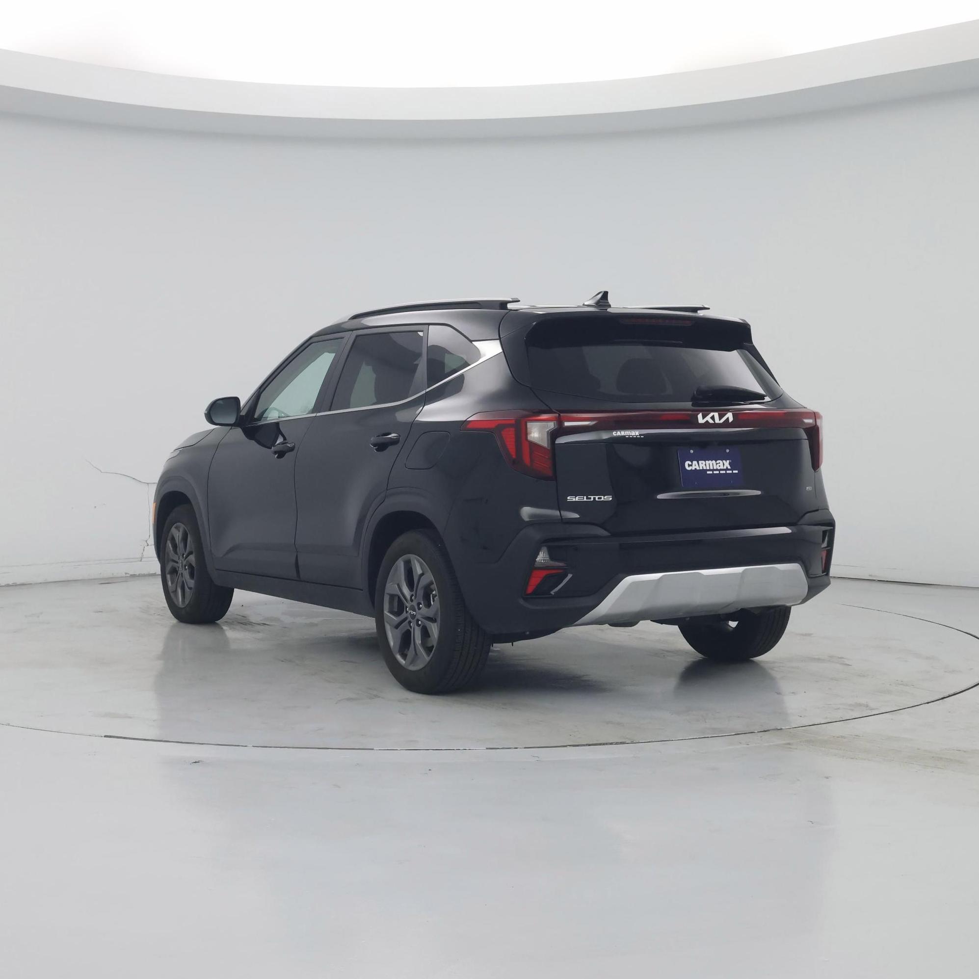 Thumbnail: 2024 Kia Seltos - 2