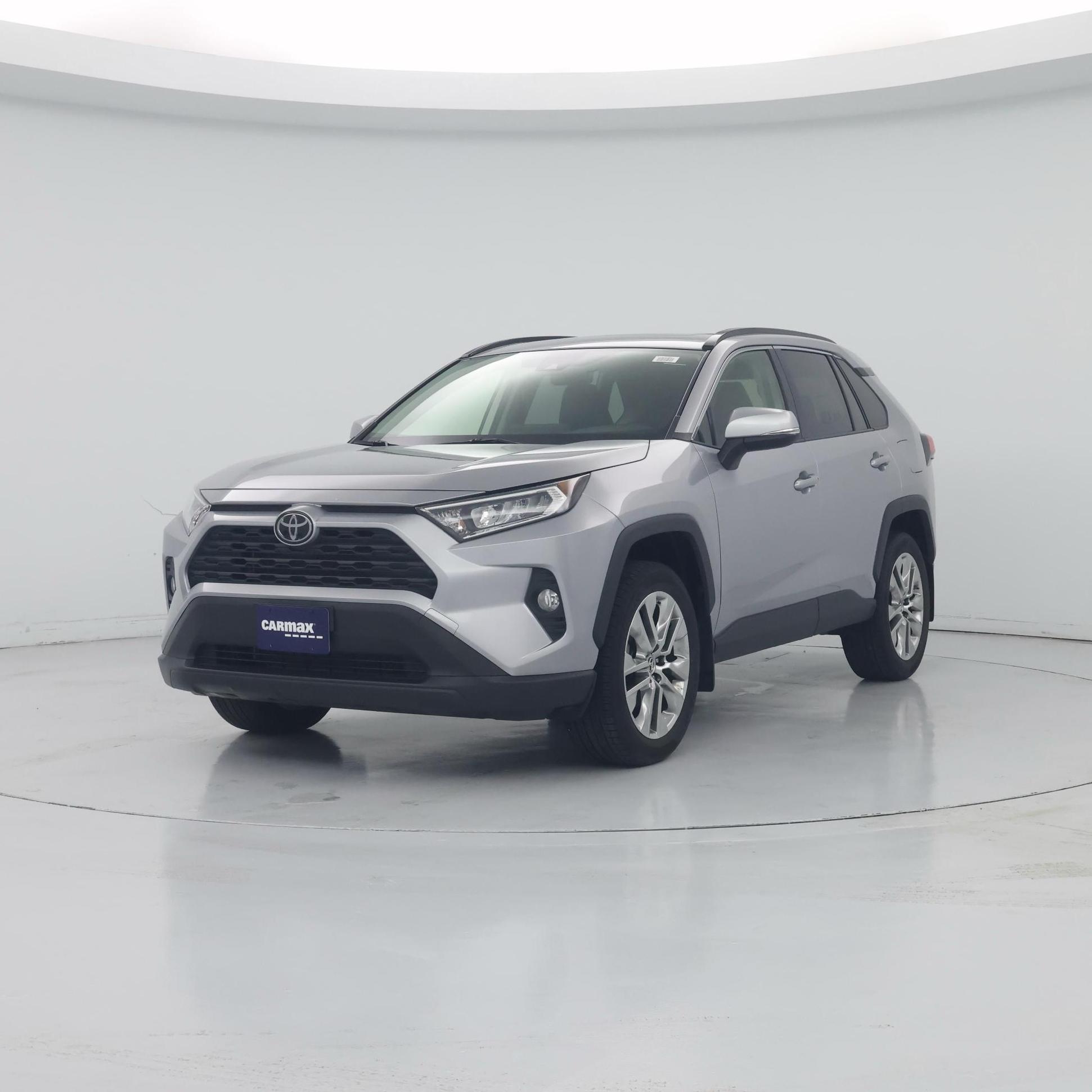 Thumbnail: 2019 Toyota RAV4 - 4