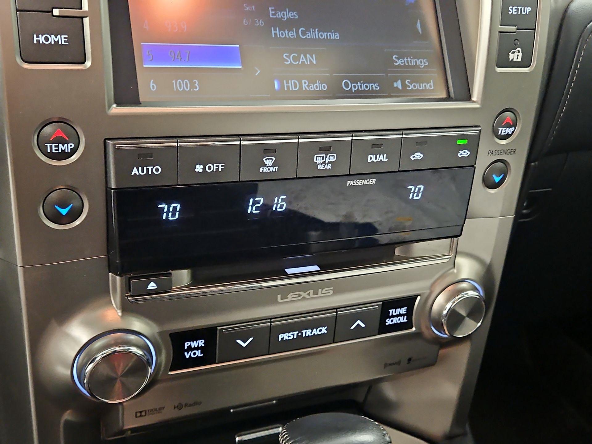Thumbnail: 2015 Lexus GX - 17