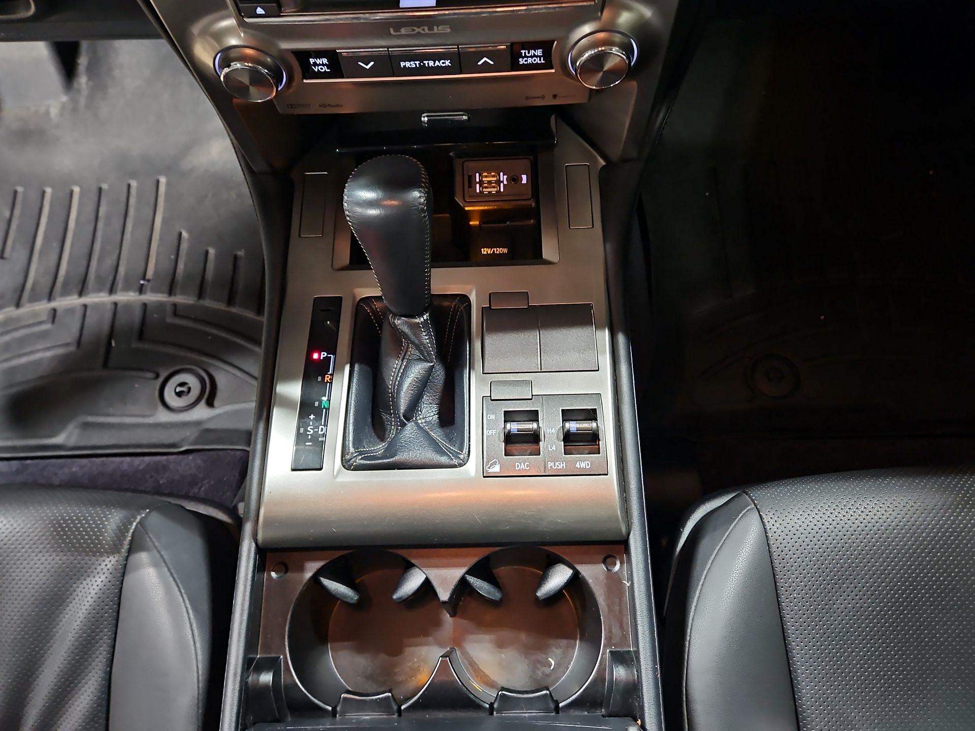 Thumbnail: 2015 Lexus GX - 18