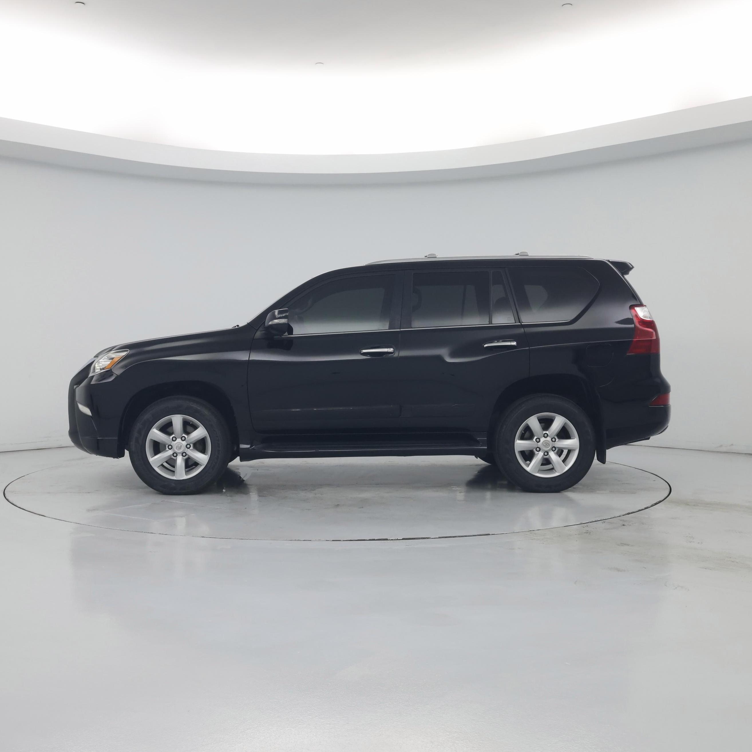 Thumbnail: 2015 Lexus GX - 3
