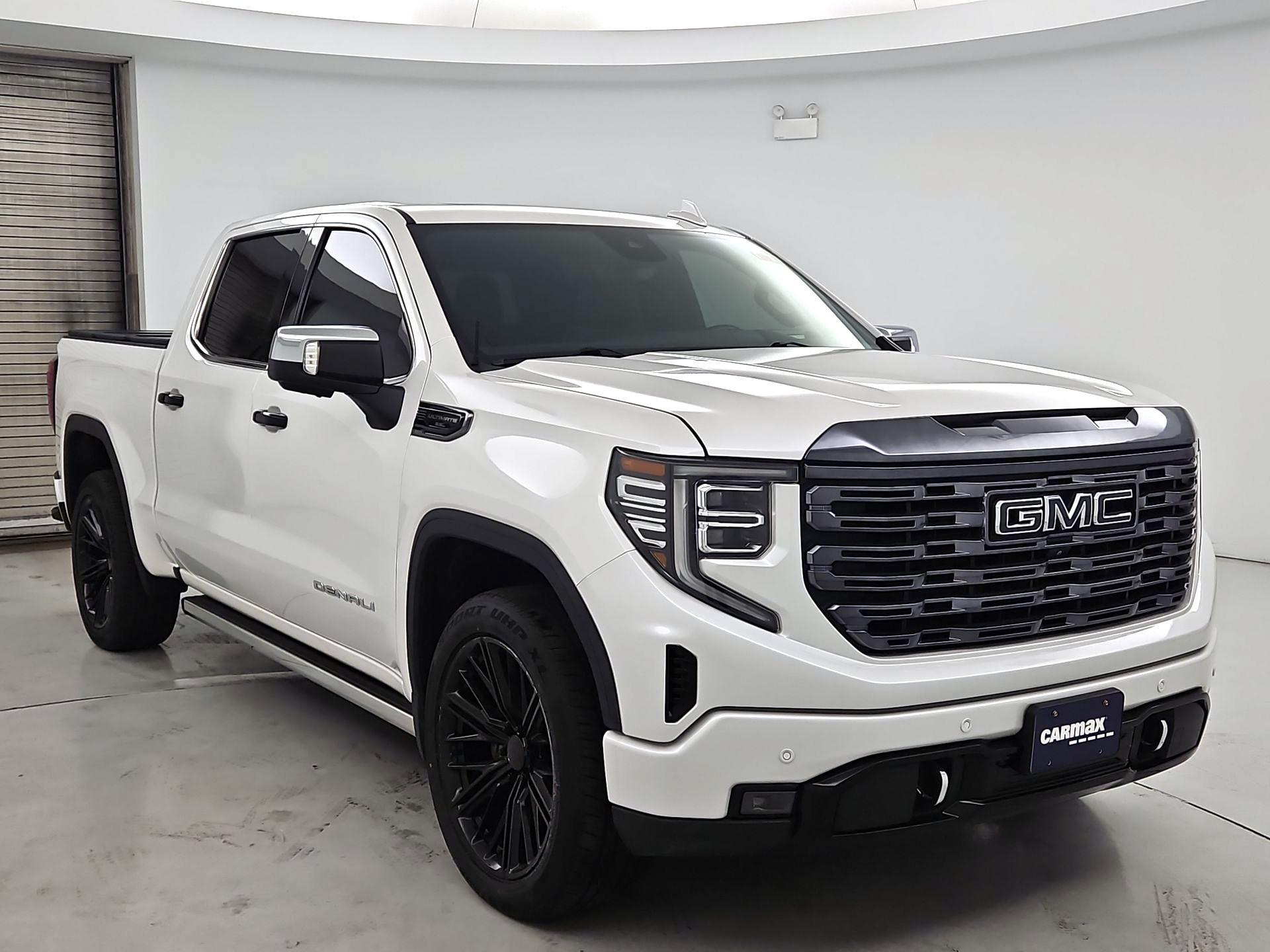 Thumbnail: 2023 GMC Sierra 1500 - 1