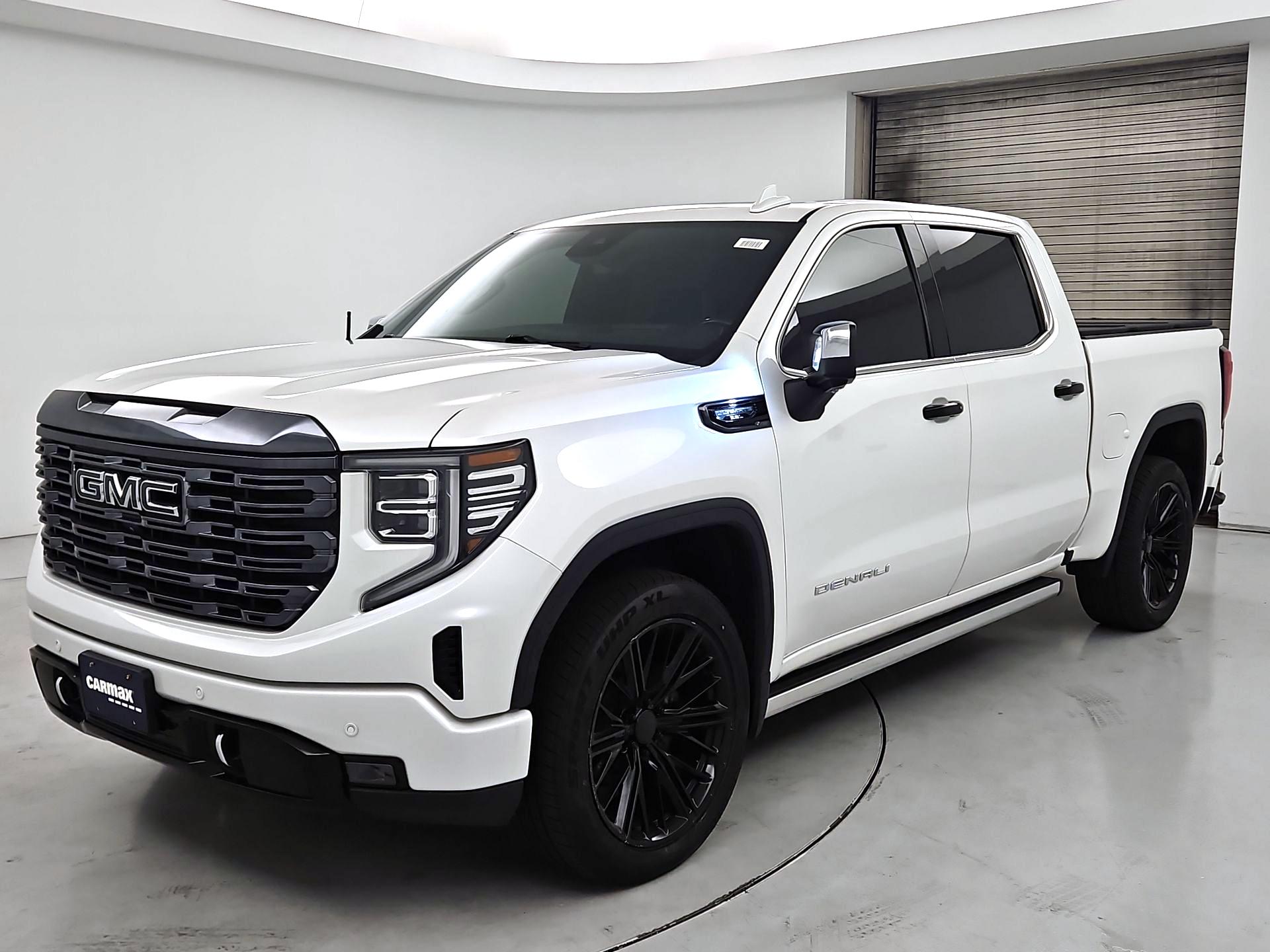 Thumbnail: 2023 GMC Sierra 1500 - 3