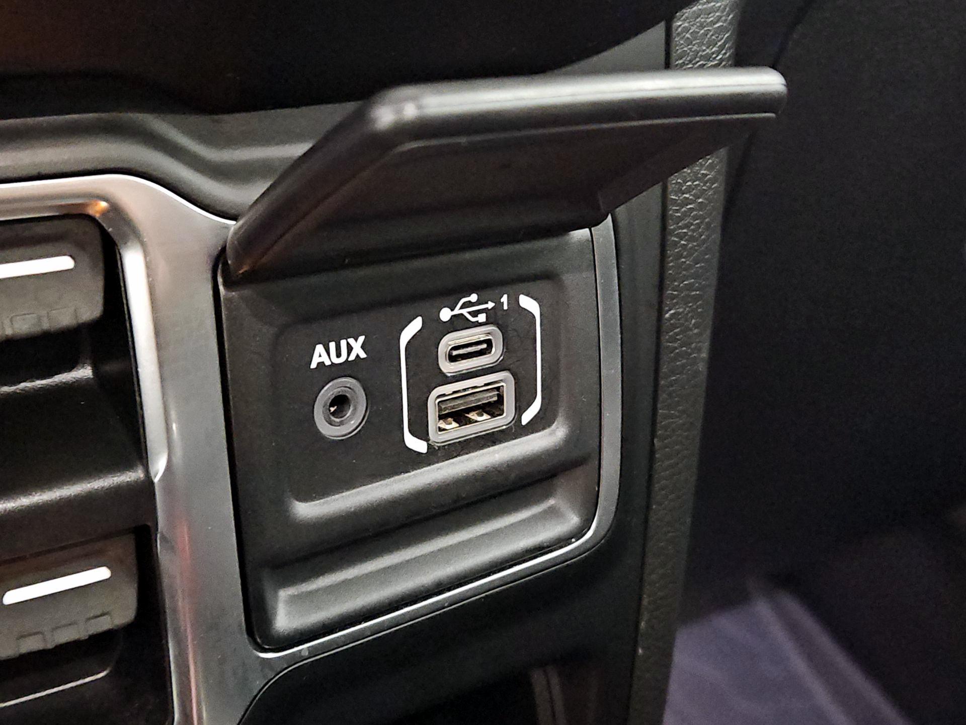 Thumbnail: 2023 Jeep Wrangler - 19