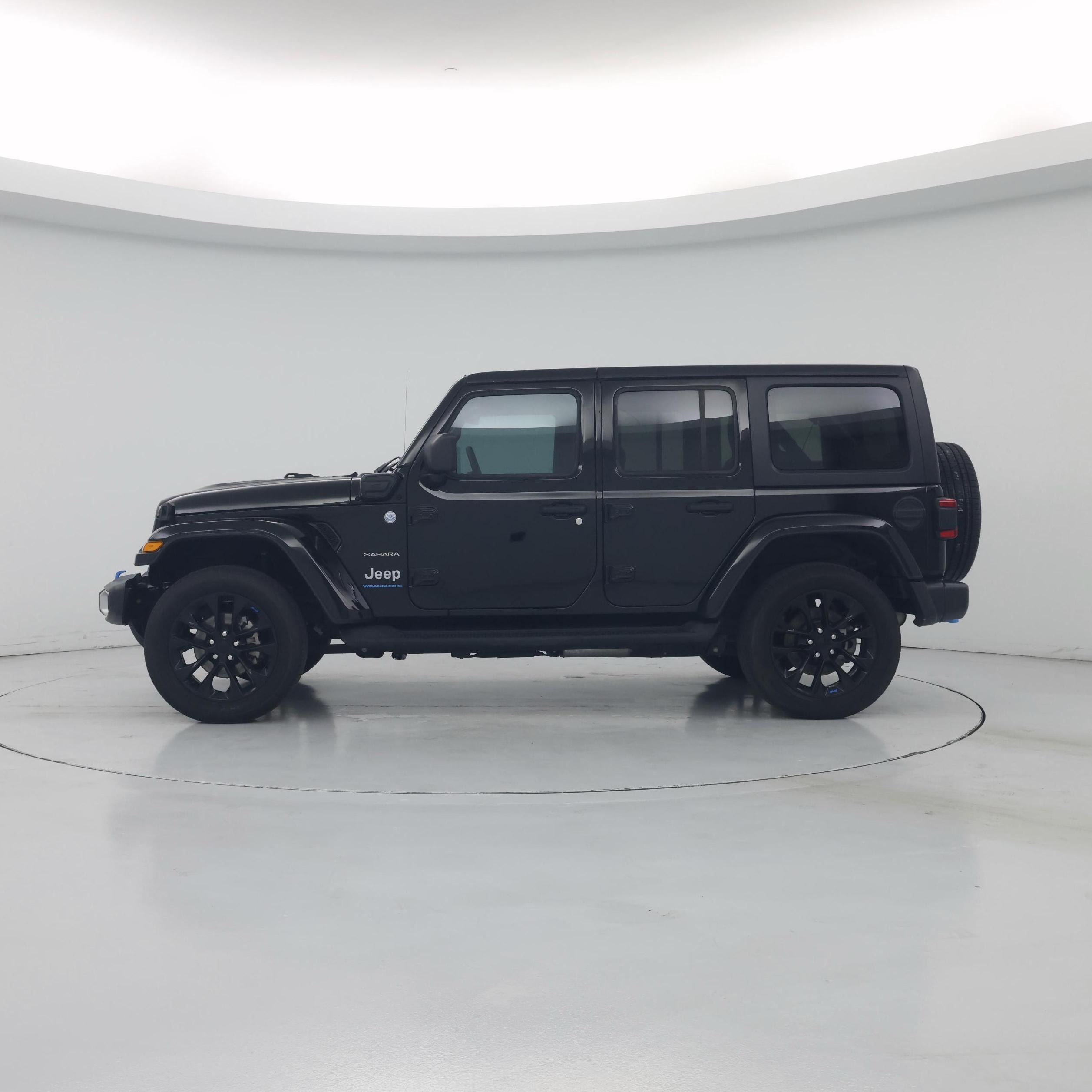 Thumbnail: 2023 Jeep Wrangler - 3