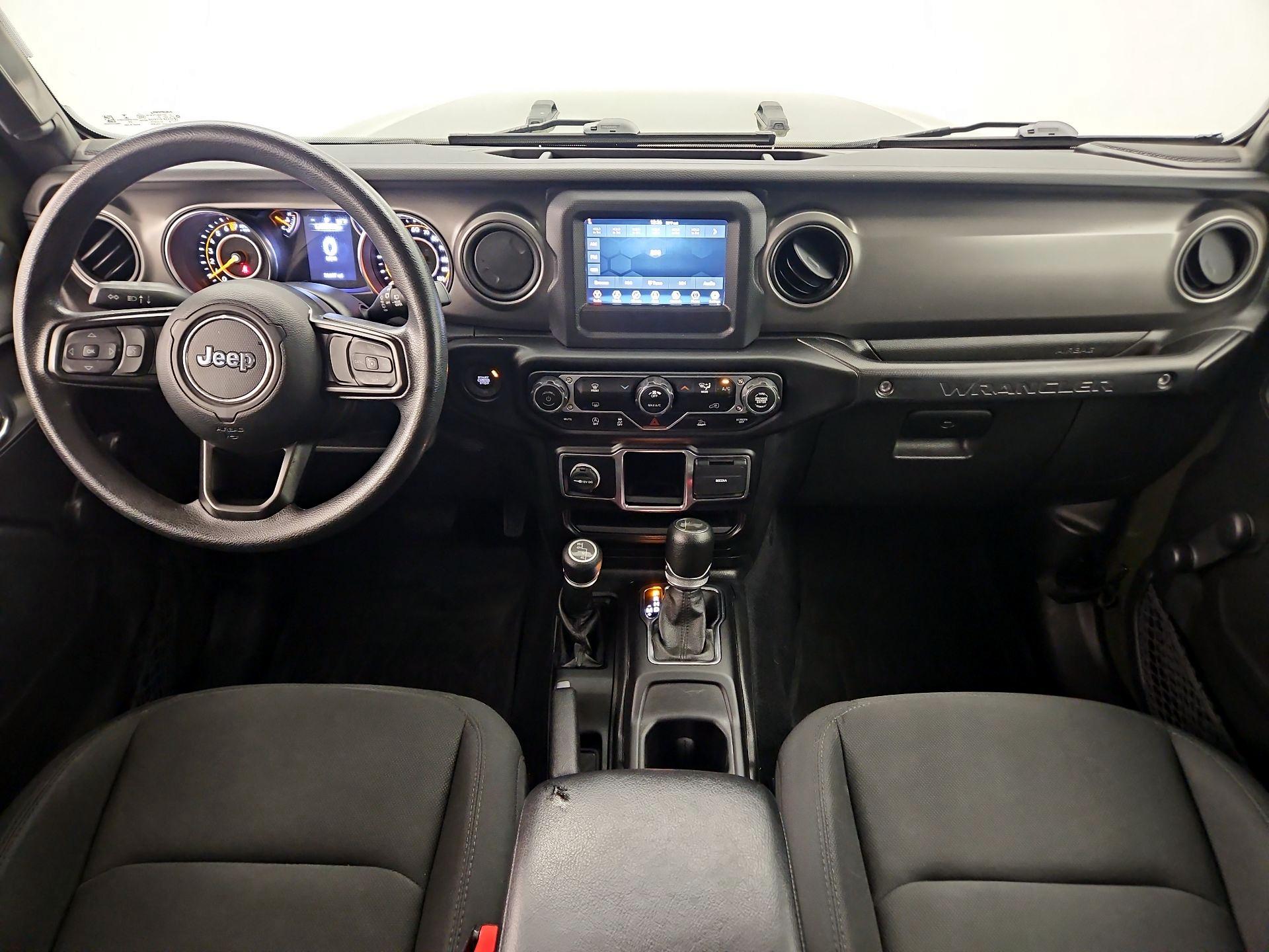 Thumbnail: 2022 Jeep Wrangler - 9