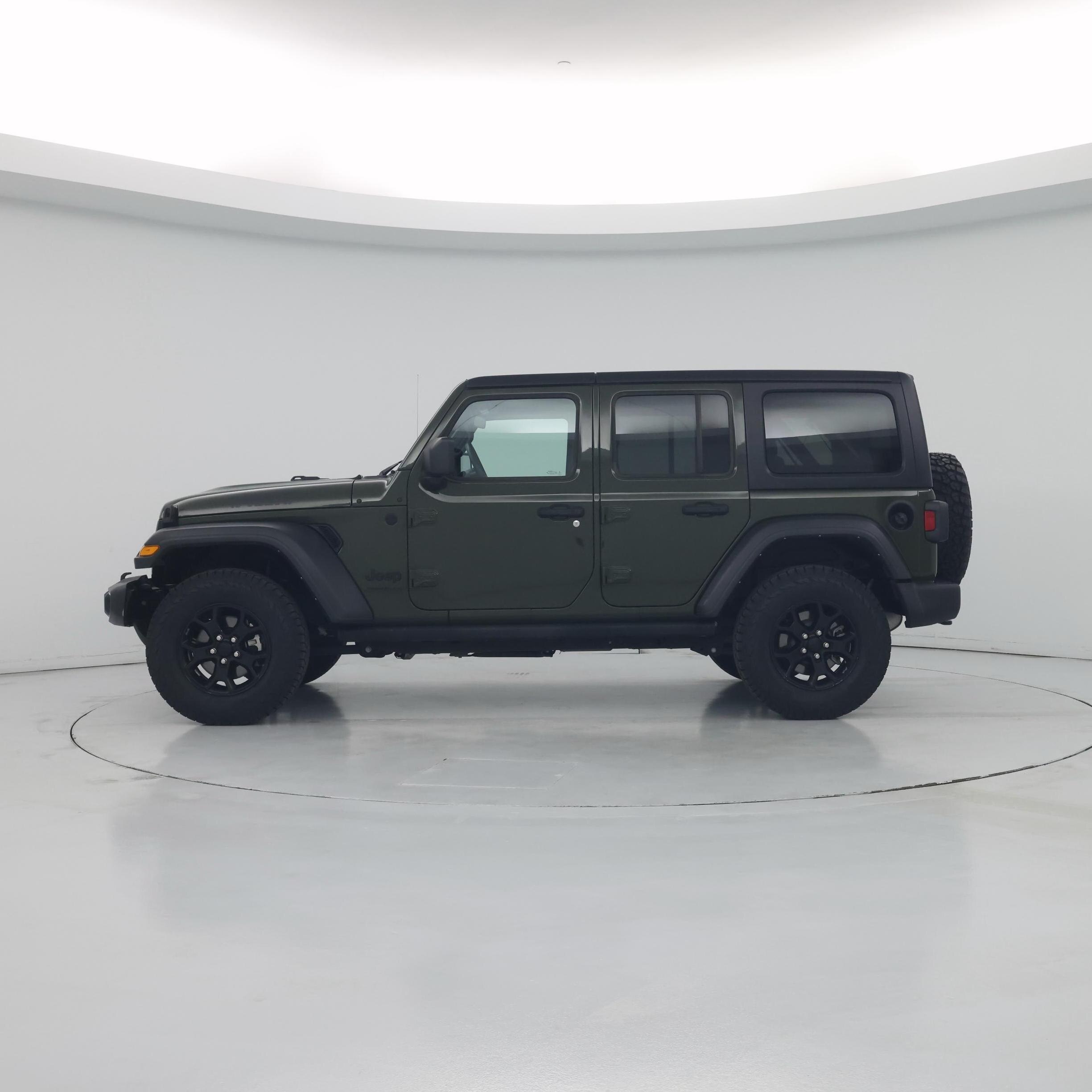 Thumbnail: 2022 Jeep Wrangler - 3