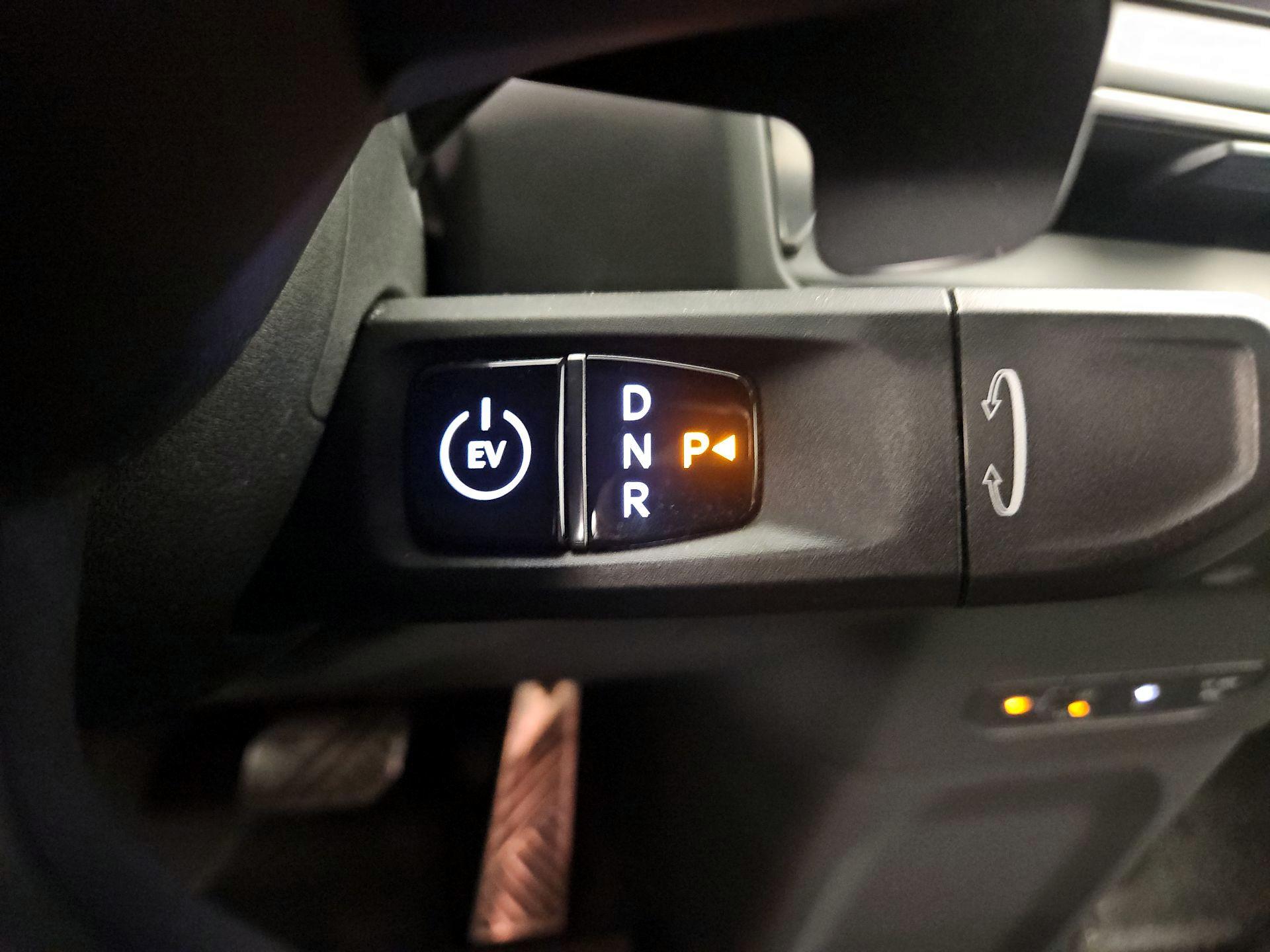 Thumbnail: 2024 Kia EV9 - 18