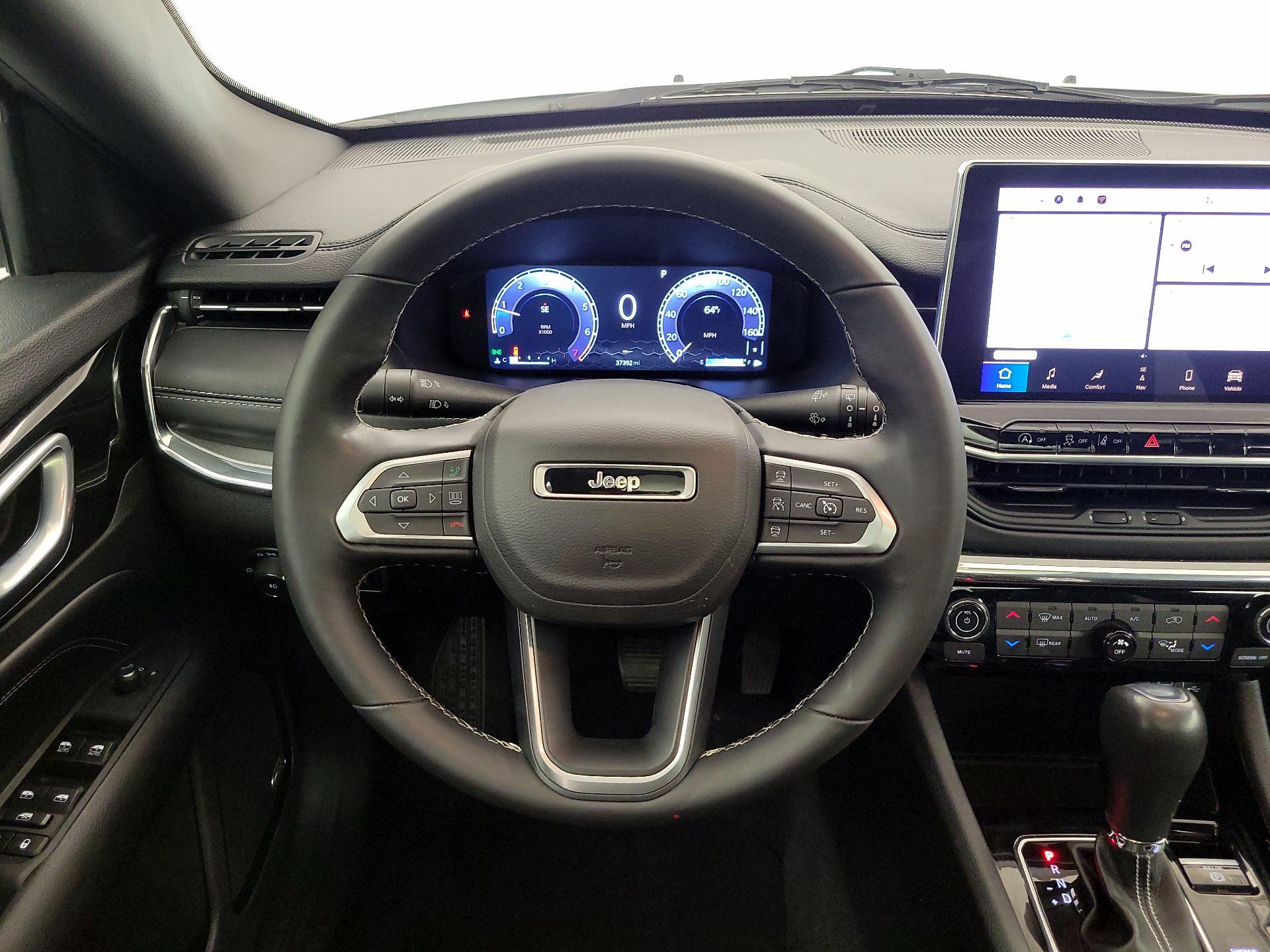 Thumbnail: 2022 Jeep Compass - 10
