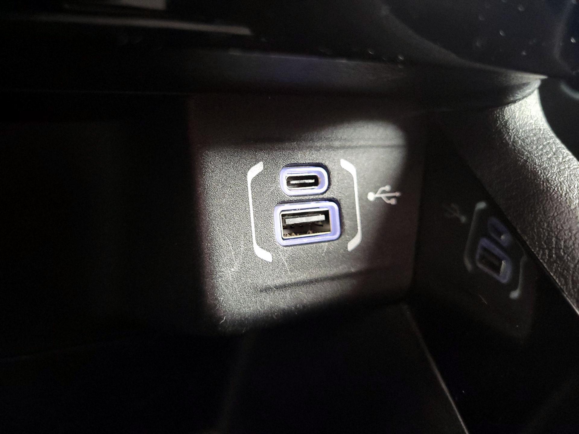 Thumbnail: 2022 Jeep Compass - 19