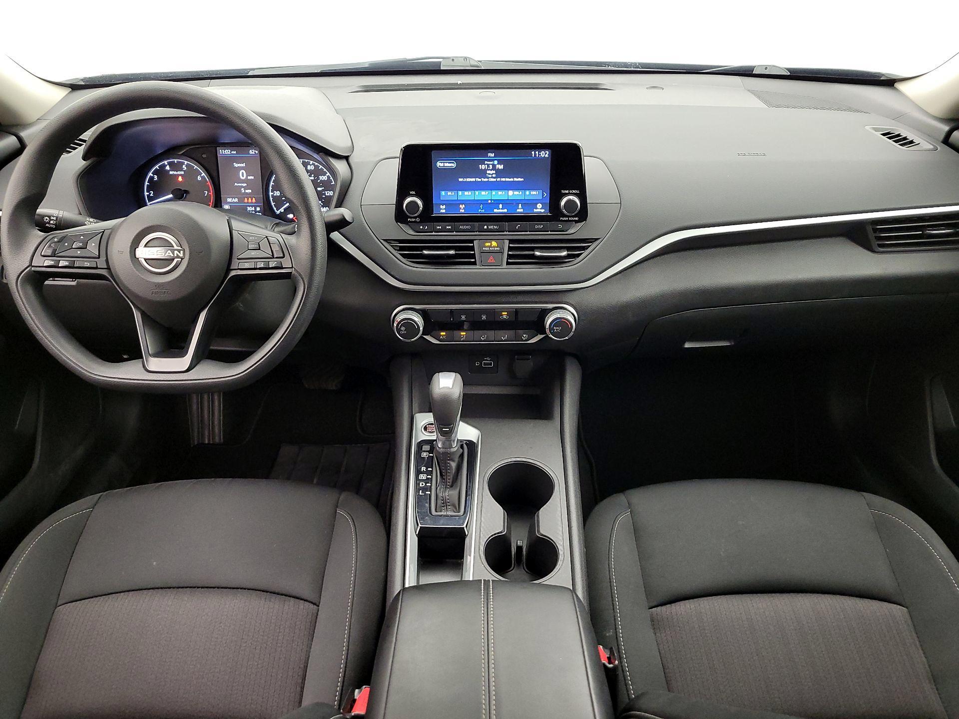 Thumbnail: 2023 Nissan Altima - 9