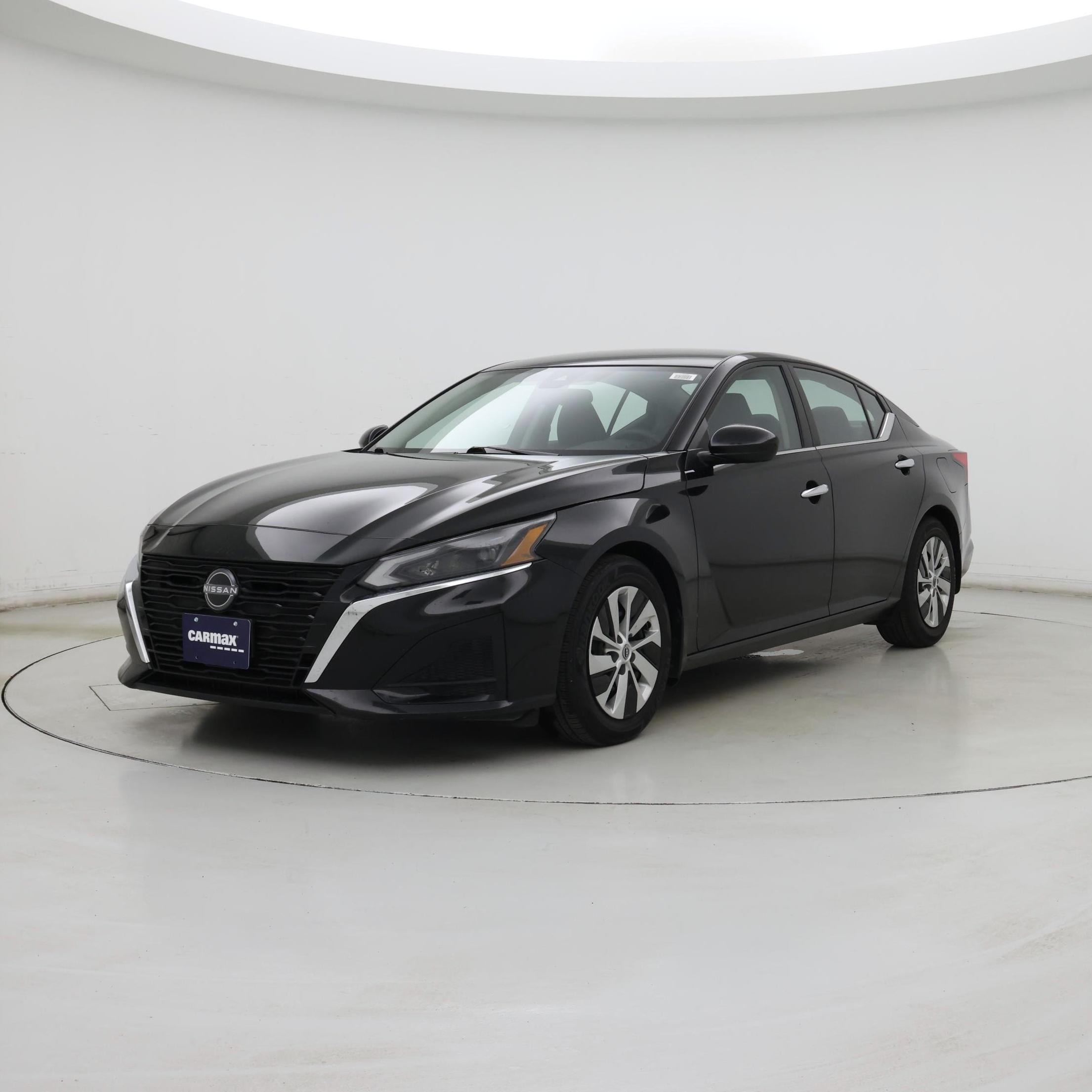 Thumbnail: 2023 Nissan Altima - 4