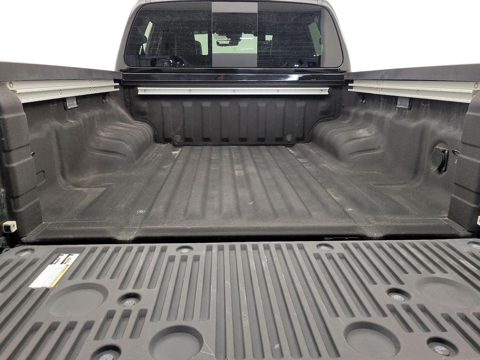 2023 Nissan Frontier PRO-4X - Photo 23