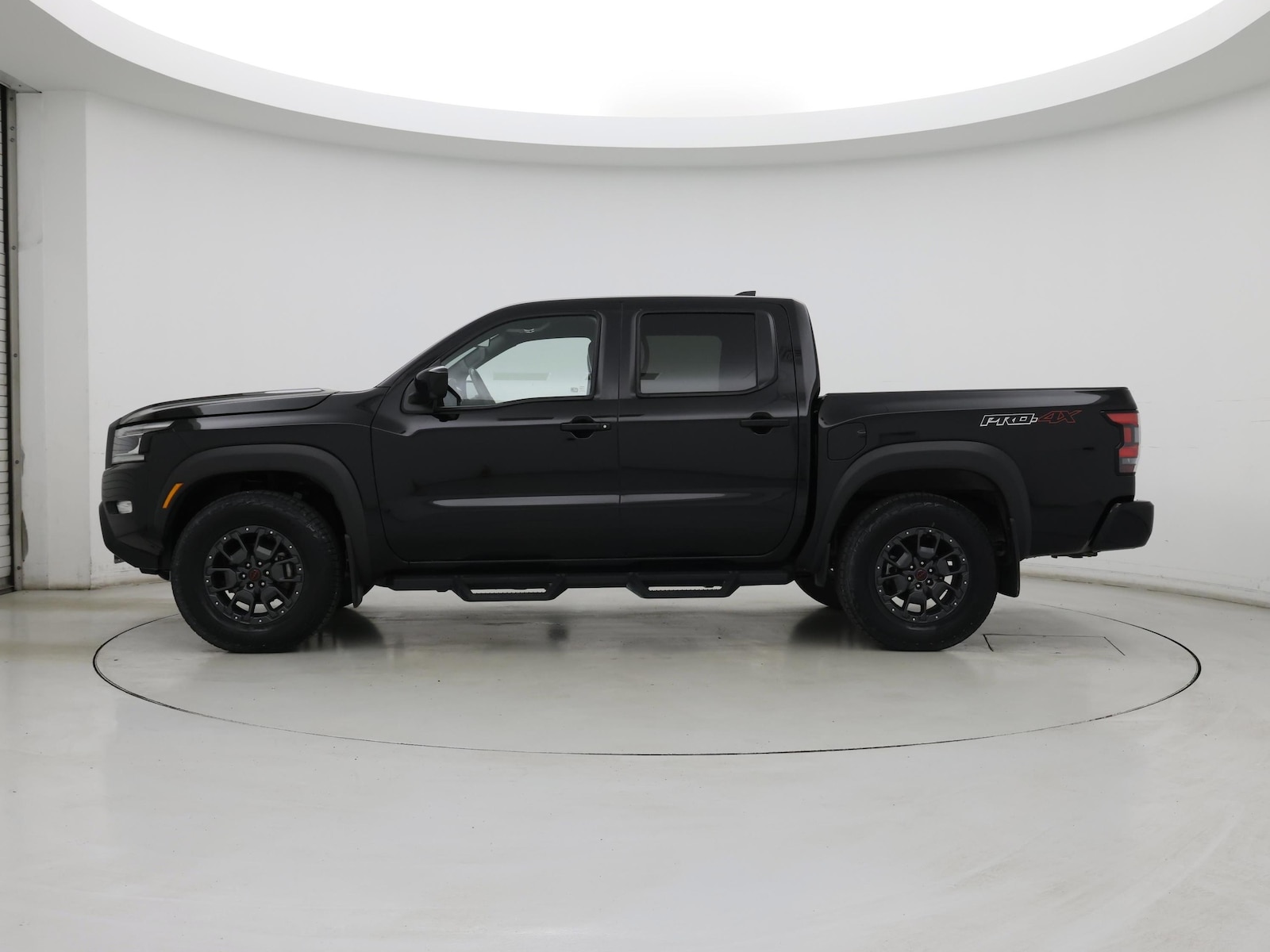 2023 Nissan Frontier PRO-4X - Photo 4