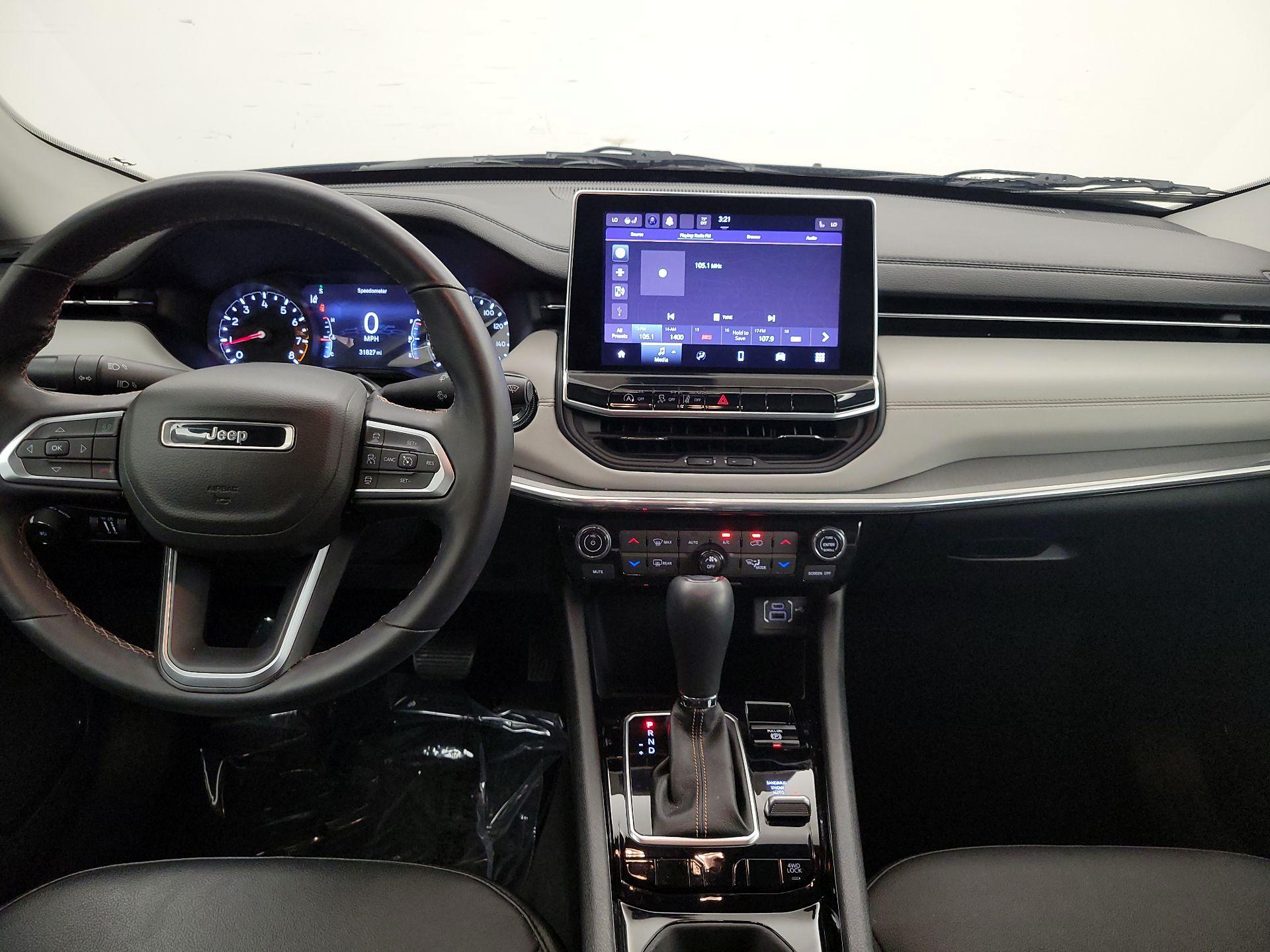 Thumbnail: 2022 Jeep Compass - 9
