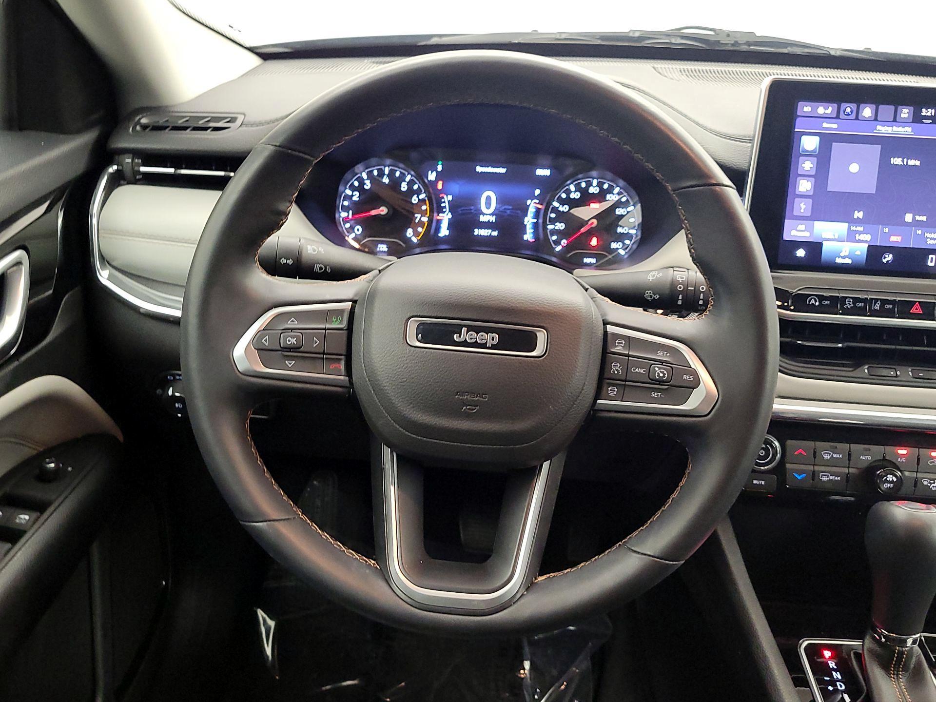 Thumbnail: 2022 Jeep Compass - 10