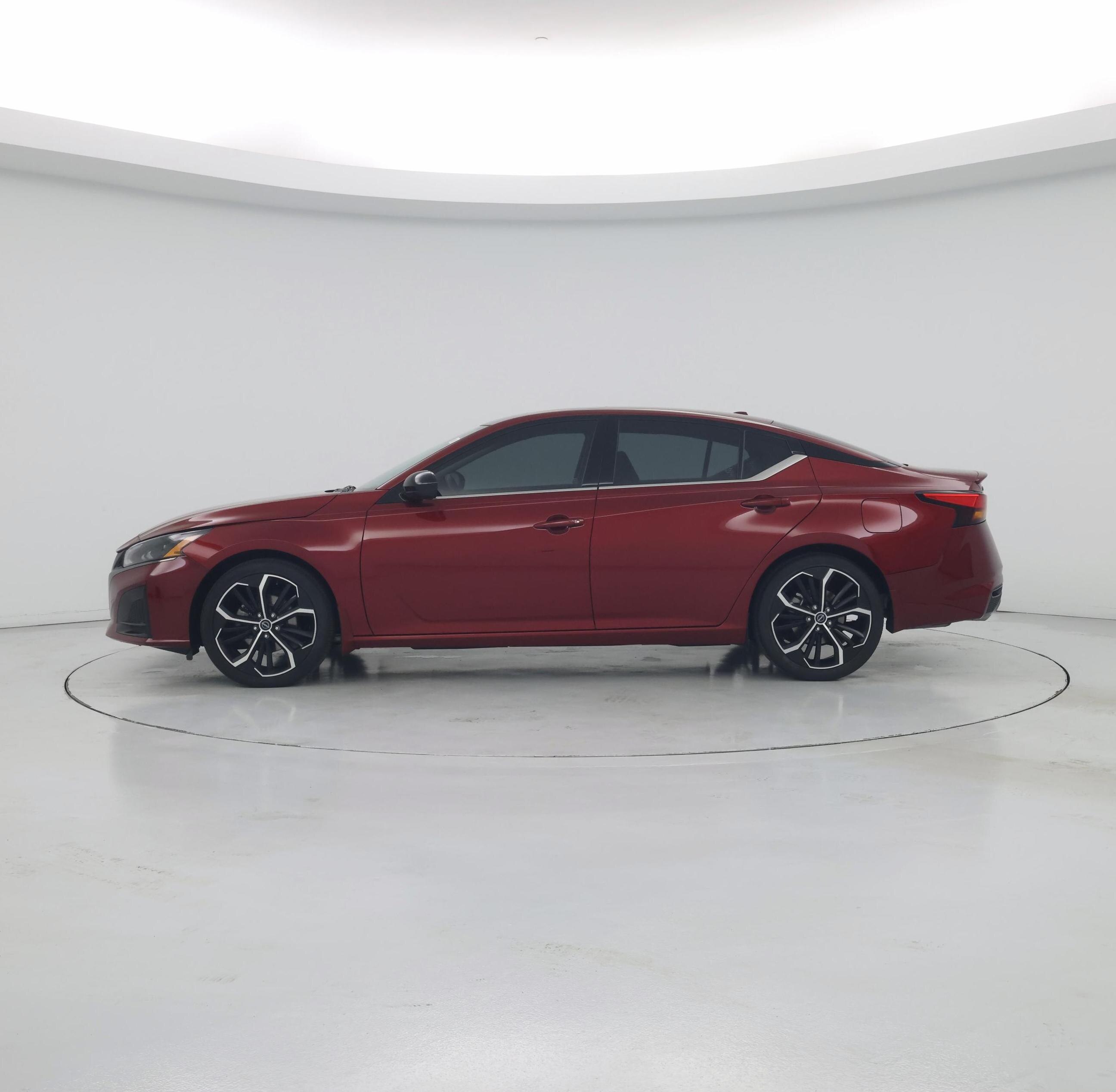 Thumbnail: 2023 Nissan Altima - 3