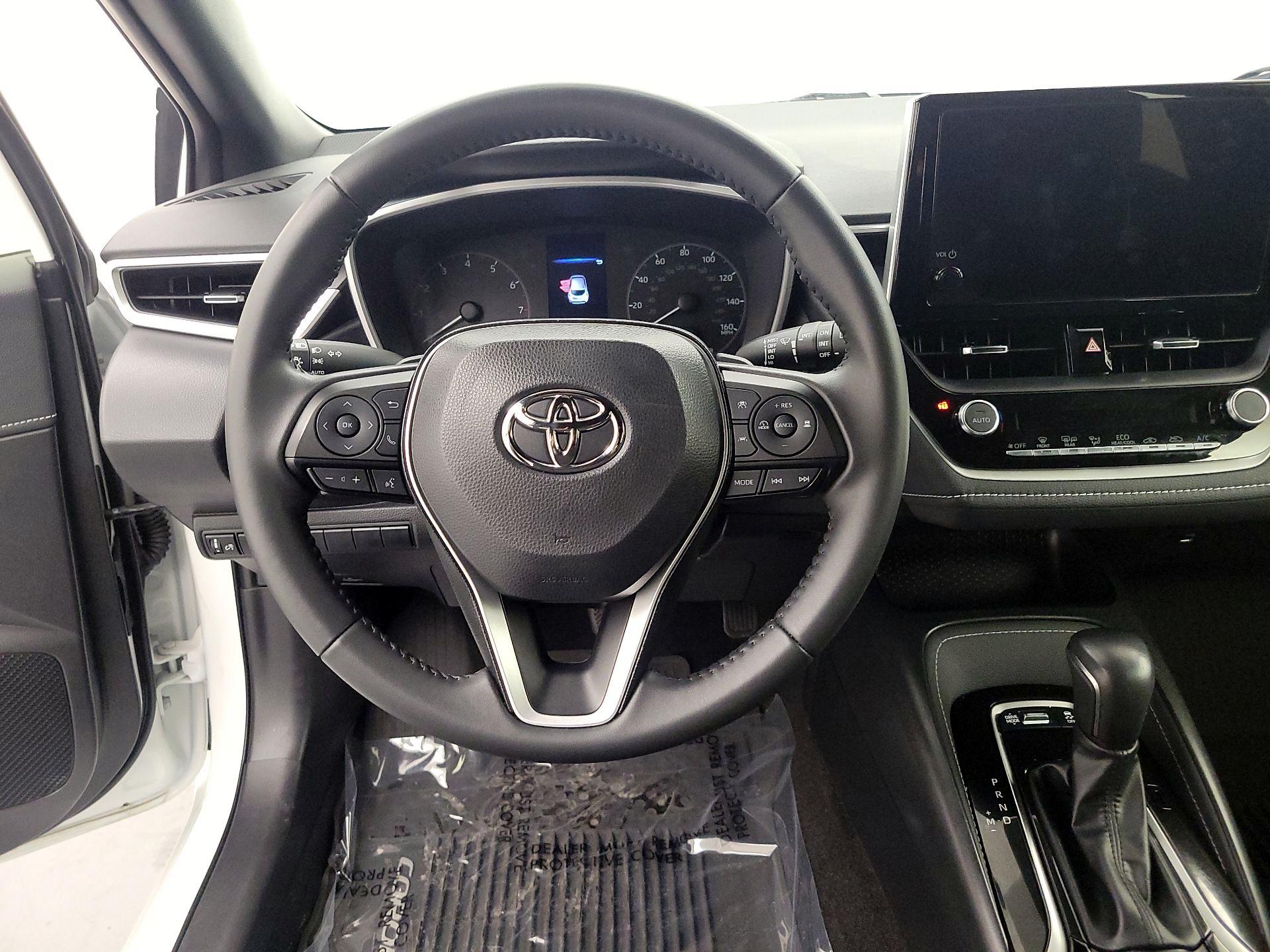 Thumbnail: 2023 Toyota Corolla - 10