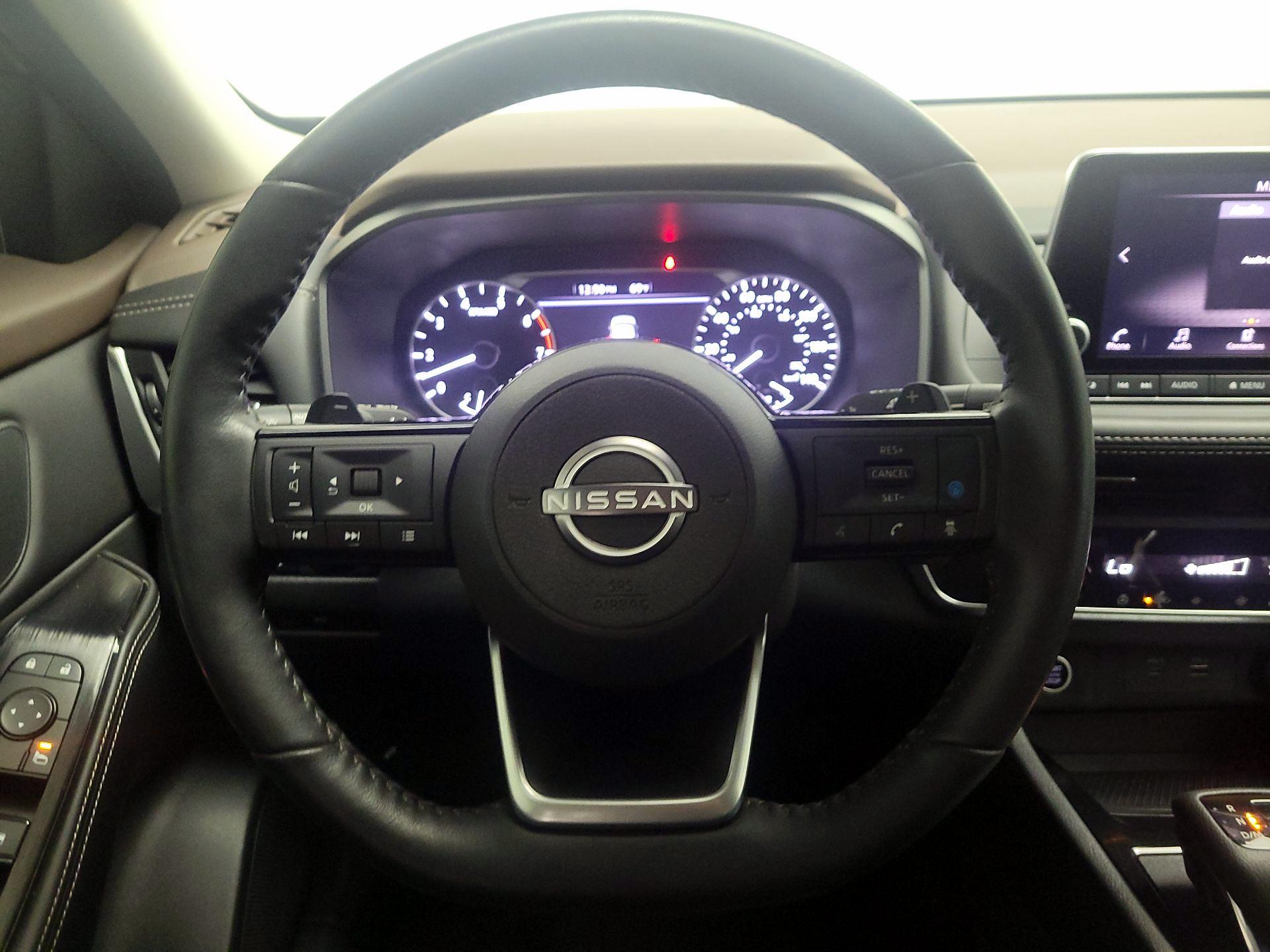 Thumbnail: 2023 Nissan Rogue - 10