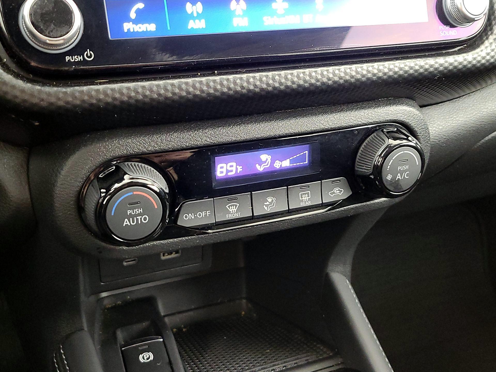 Thumbnail: 2021 Nissan Kicks - 15