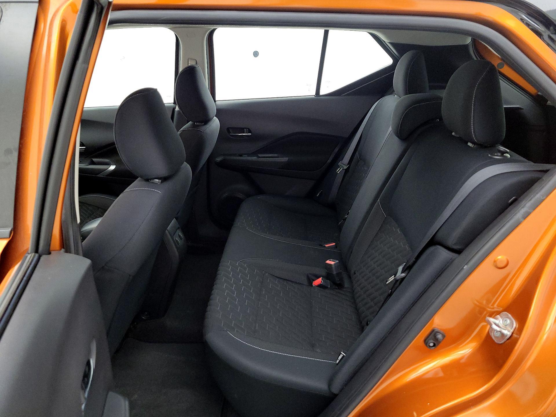 Thumbnail: 2021 Nissan Kicks - 18