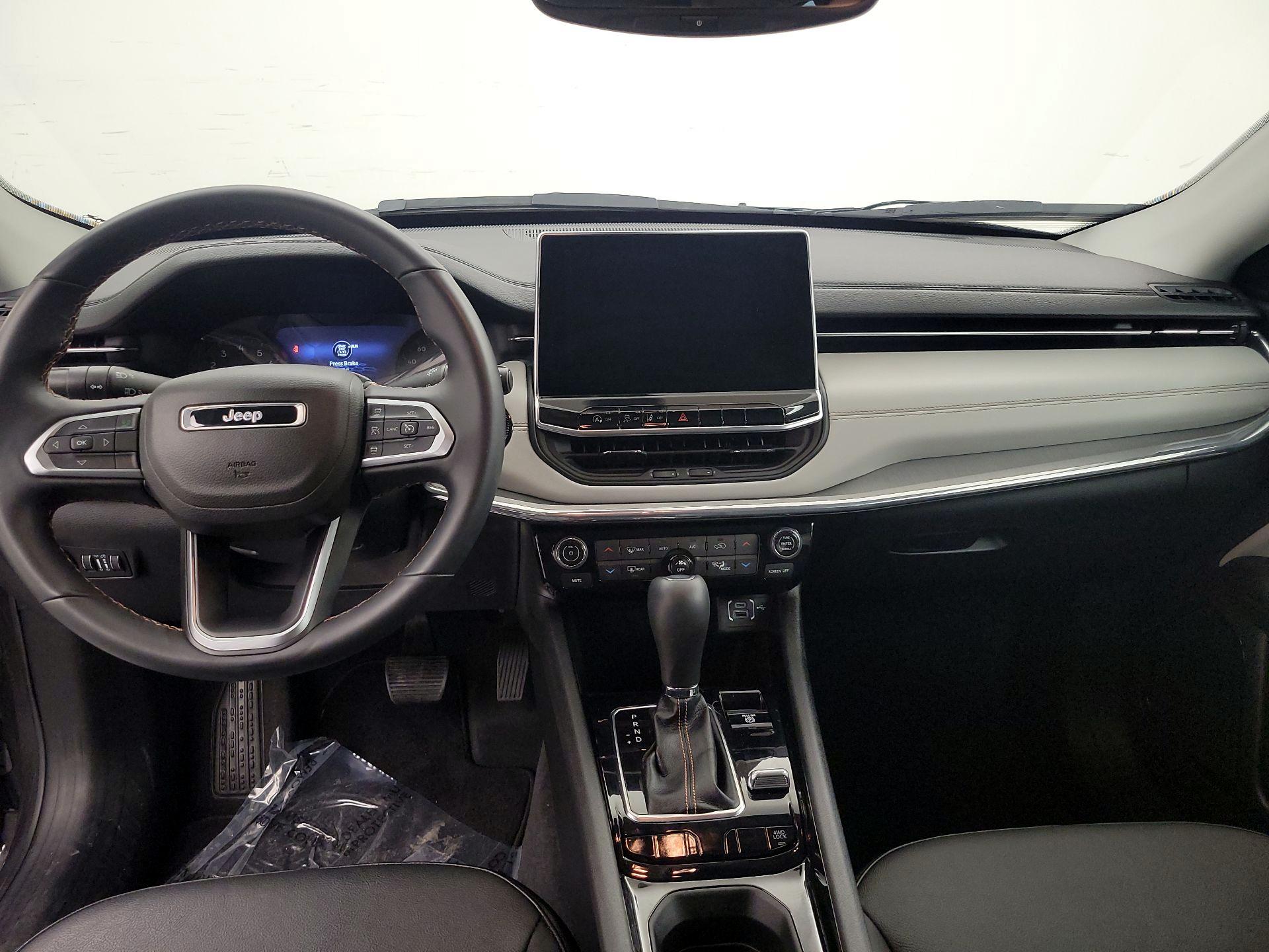 Thumbnail: 2022 Jeep Compass - 9