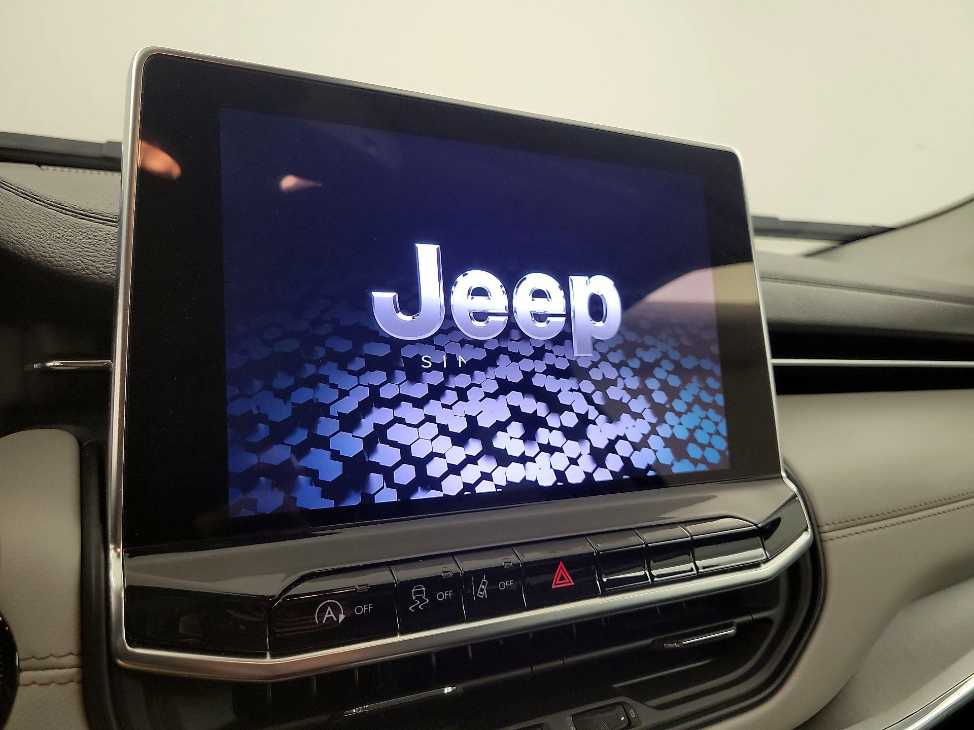 Thumbnail: 2022 Jeep Compass - 15