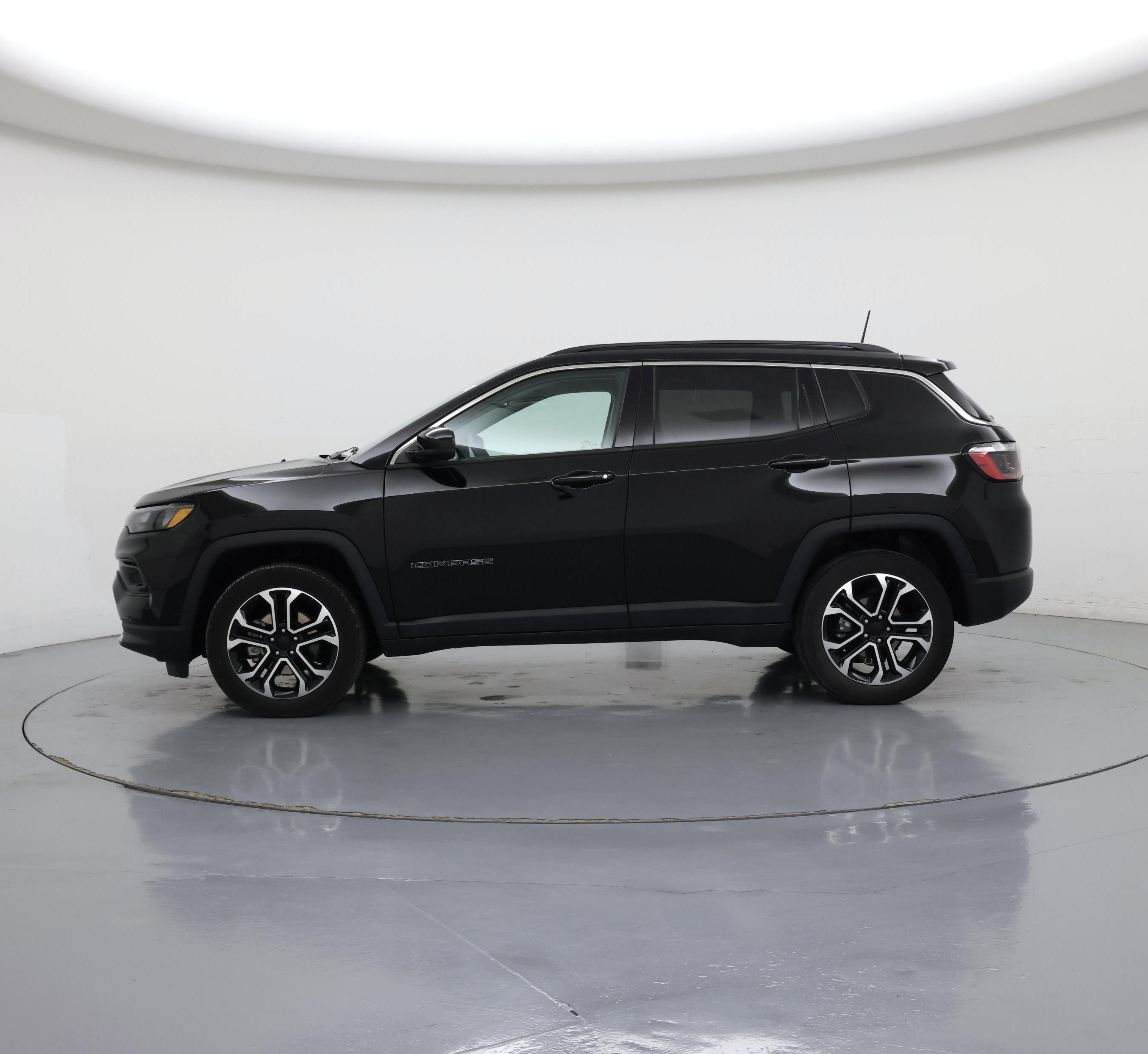Thumbnail: 2022 Jeep Compass - 3