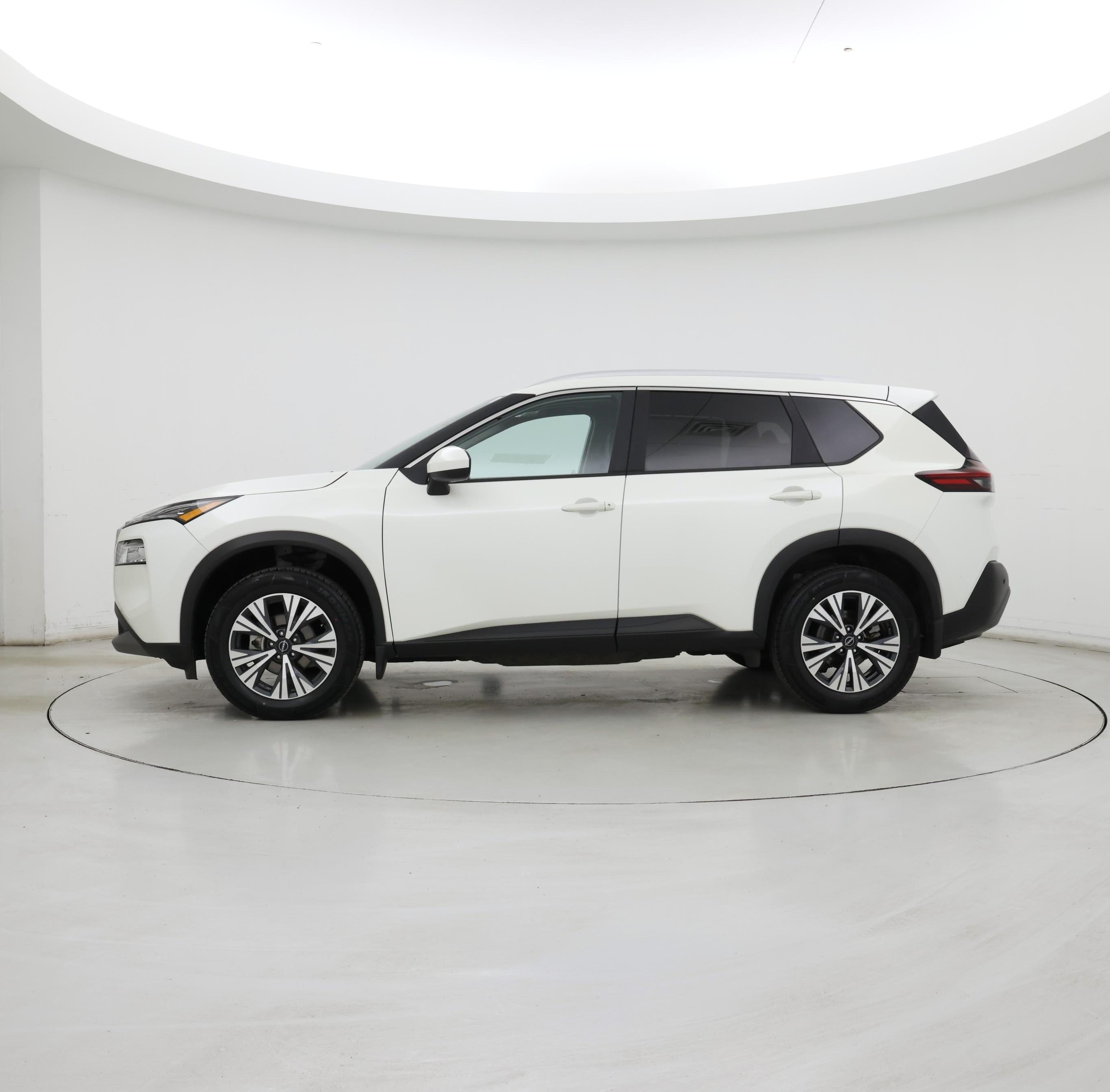 Thumbnail: 2023 Nissan Rogue - 3