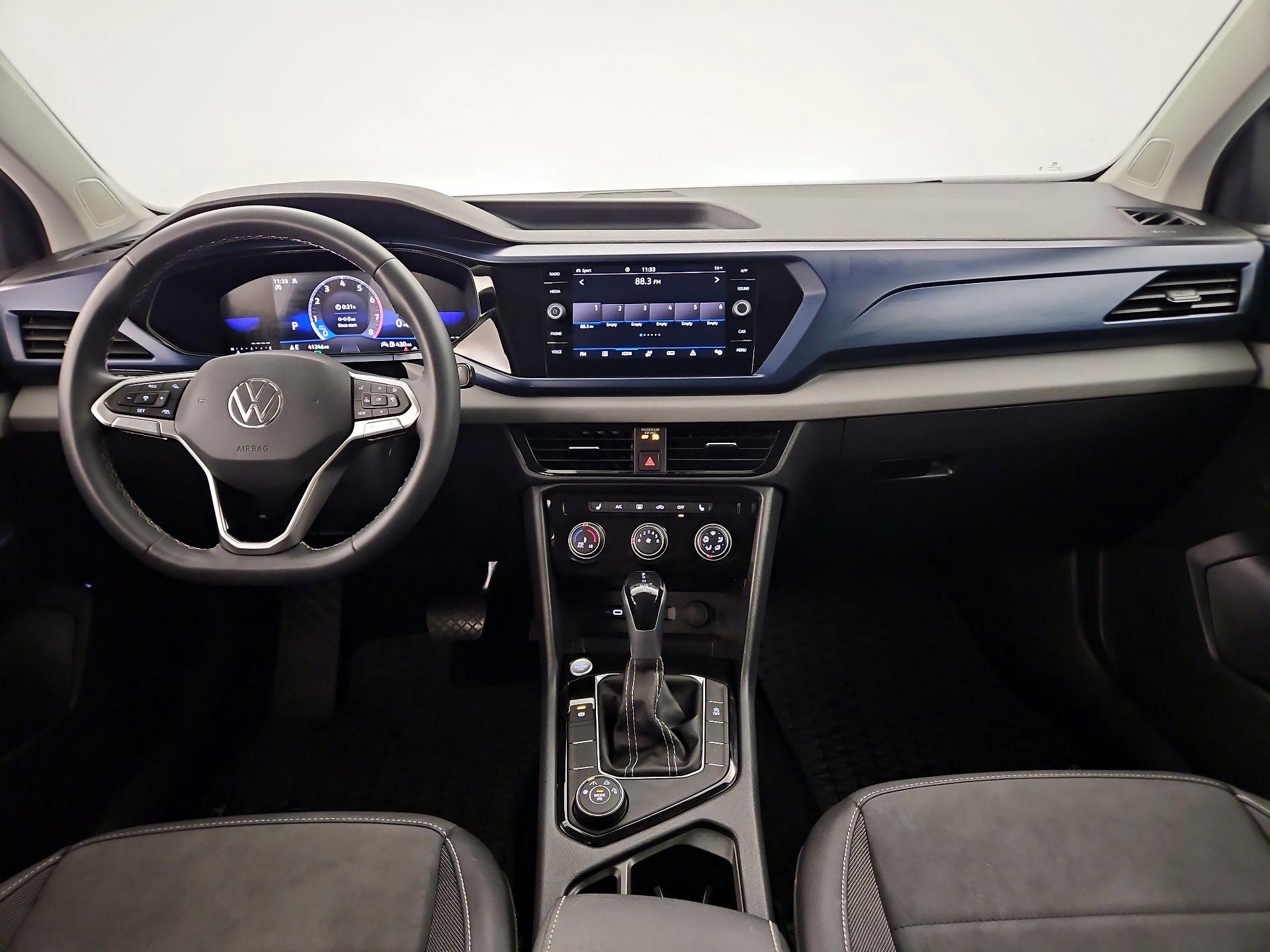 Thumbnail: 2023 Volkswagen Taos - 9