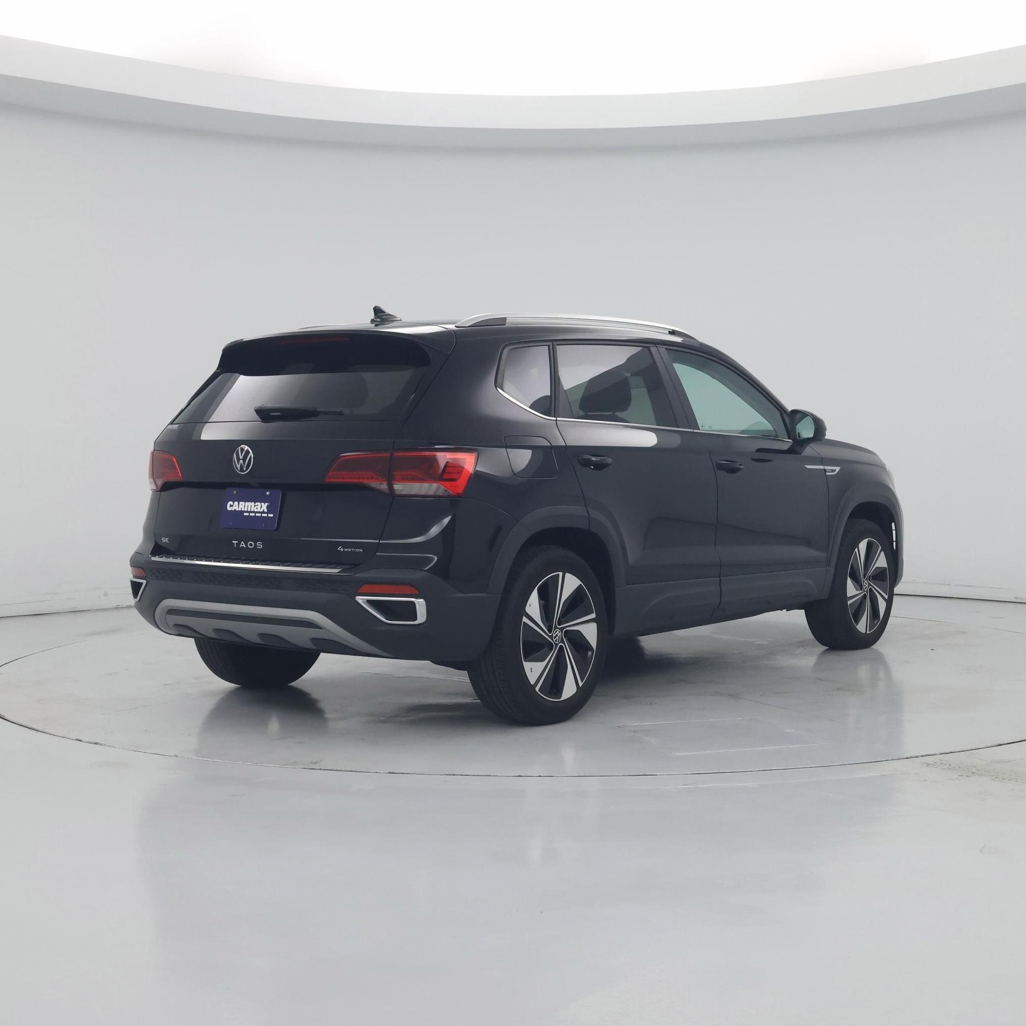 Thumbnail: 2023 Volkswagen Taos - 8