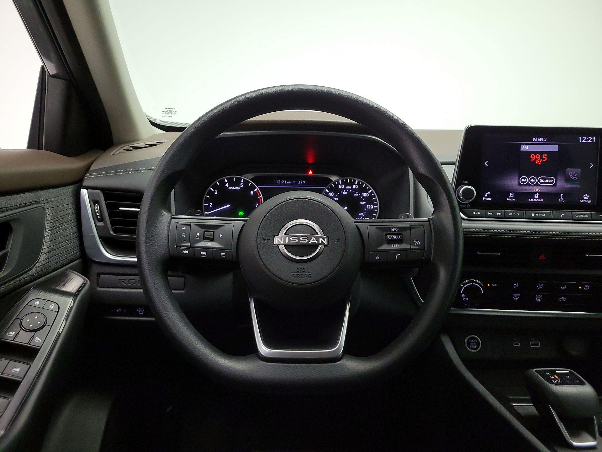 Thumbnail: 2023 Nissan Rogue - 10