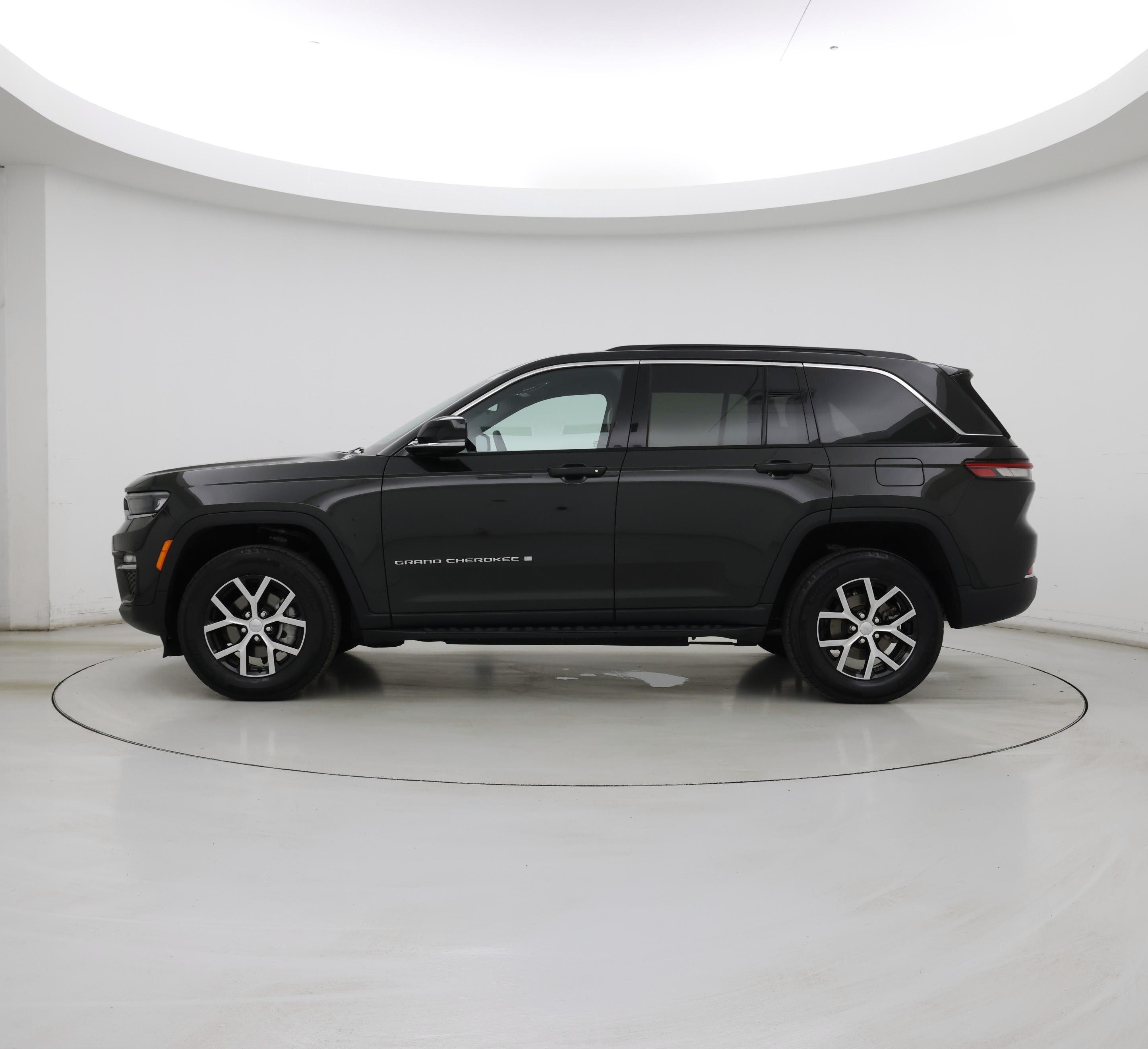 Thumbnail: 2024 Jeep Grand Cherokee - 3