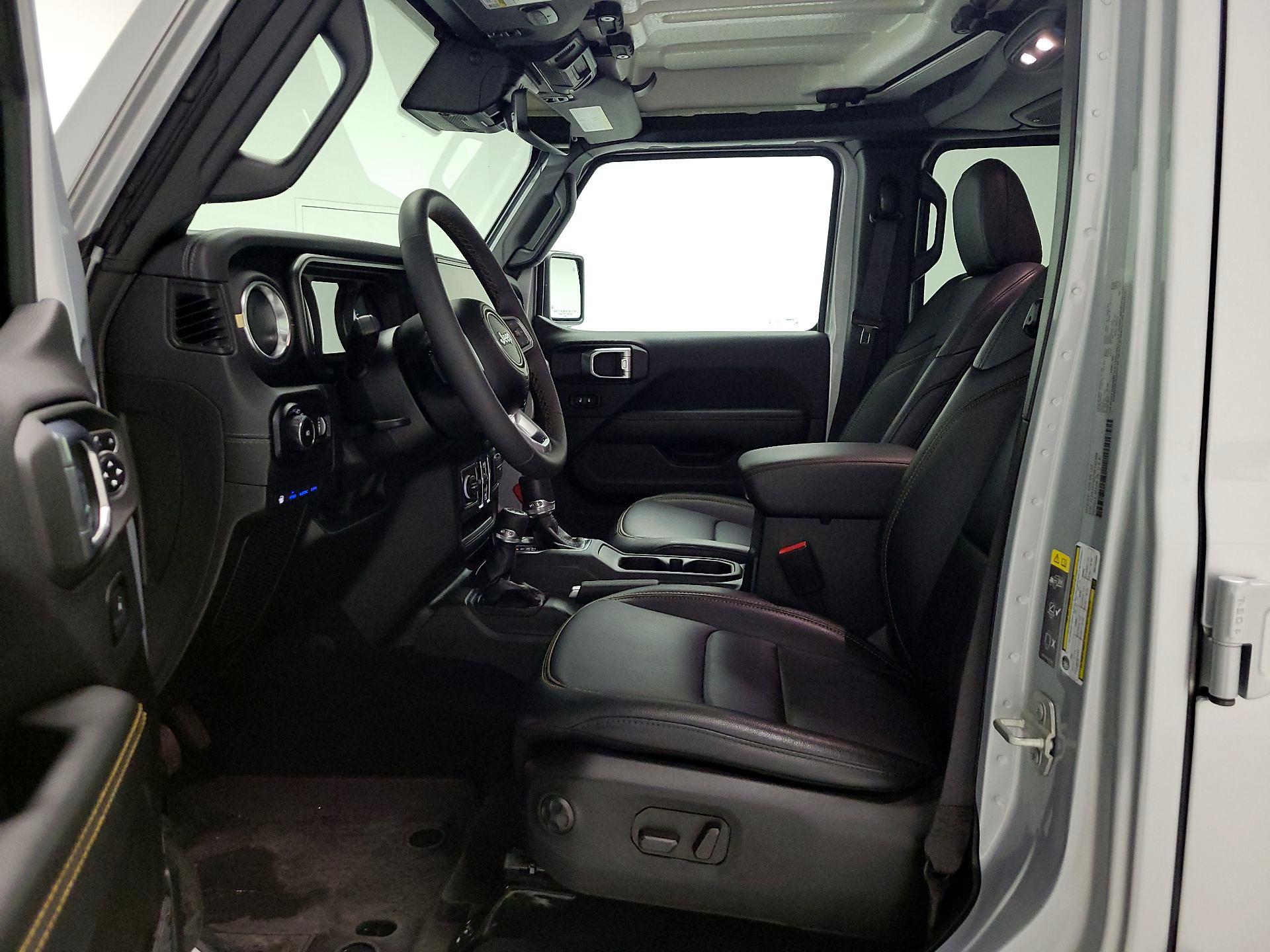 Thumbnail: 2024 Jeep Wrangler - 11