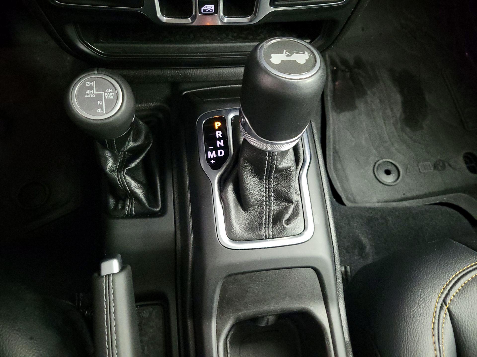 Thumbnail: 2024 Jeep Wrangler - 15