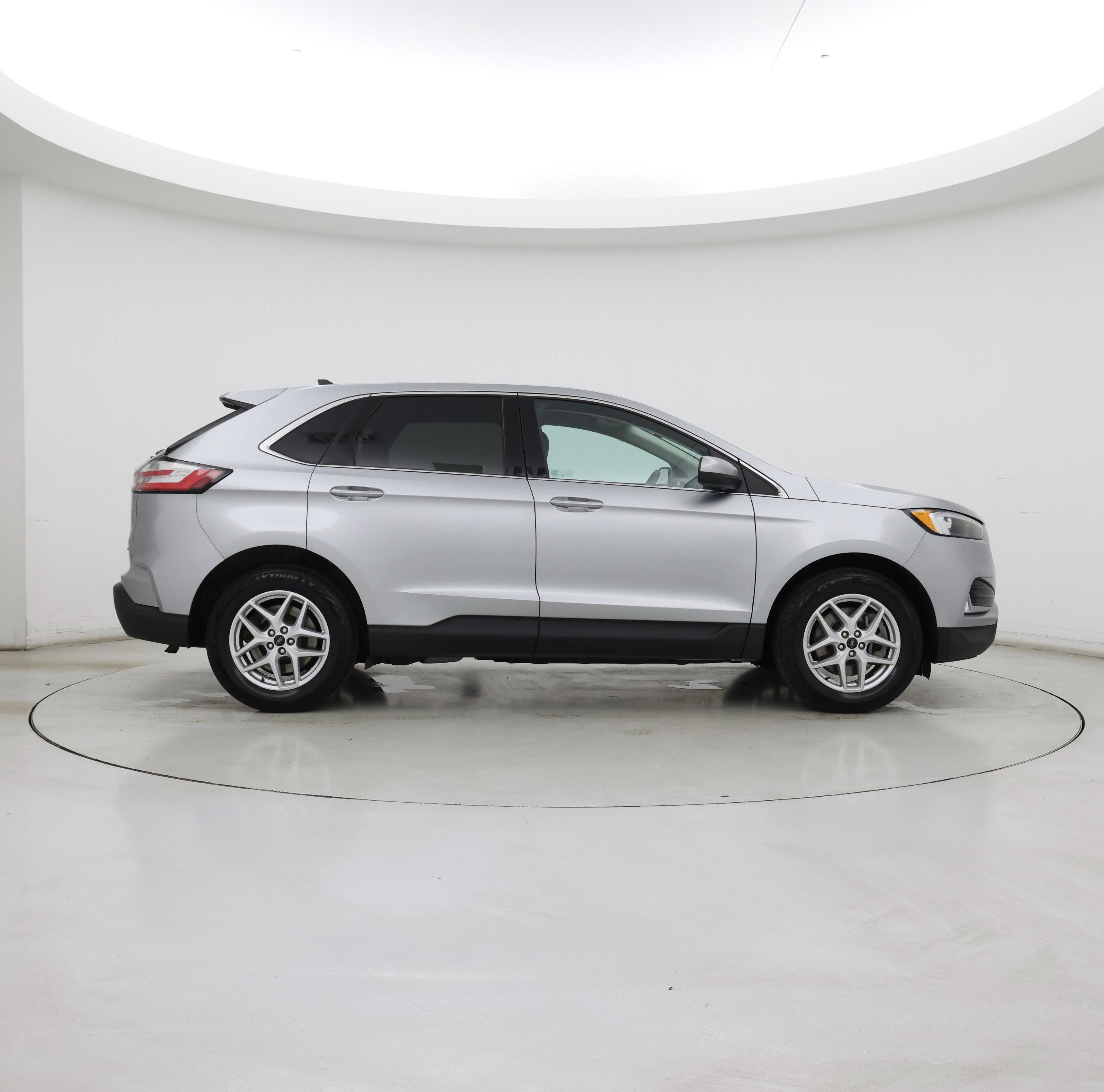 Thumbnail: 2023 Ford Edge - 7