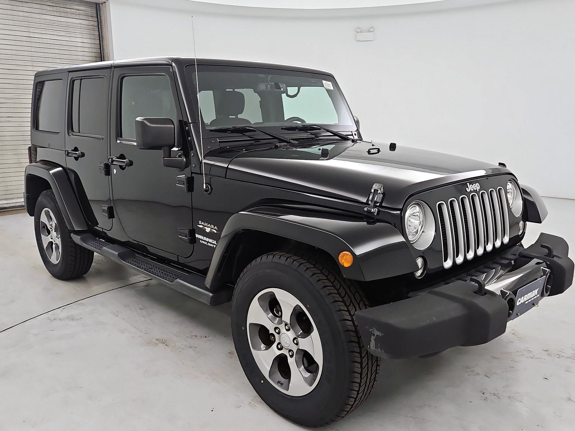 Thumbnail: 2017 Jeep Wrangler - 1