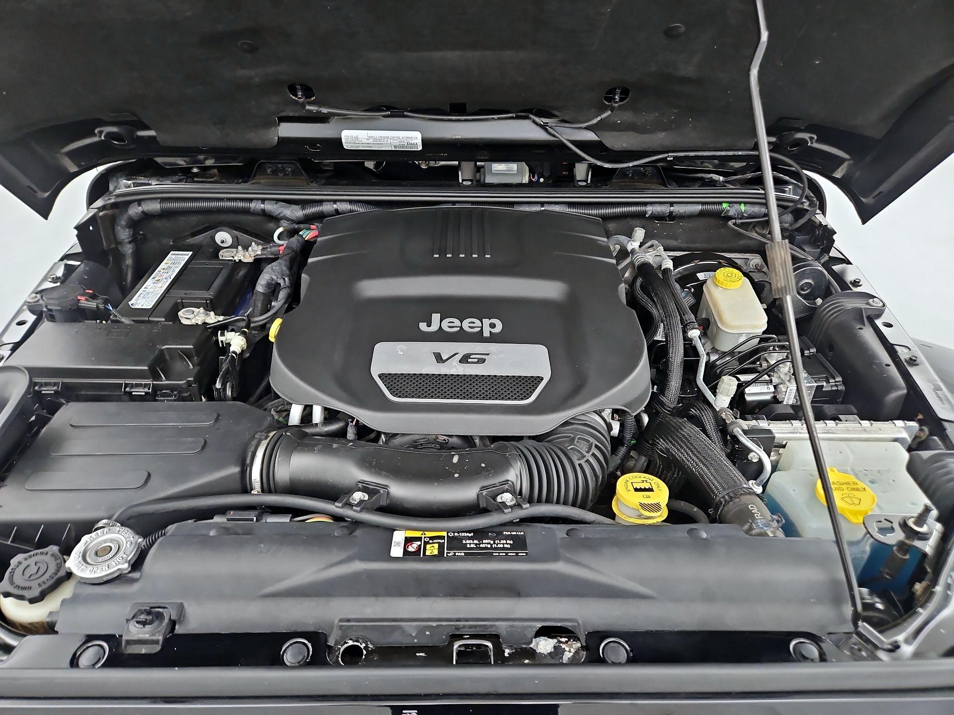 Thumbnail: 2017 Jeep Wrangler - 17