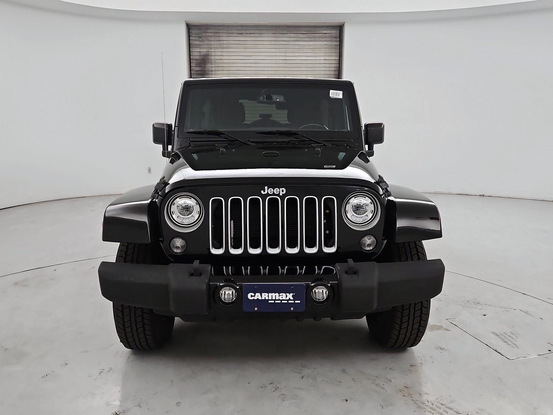 Thumbnail: 2017 Jeep Wrangler - 2