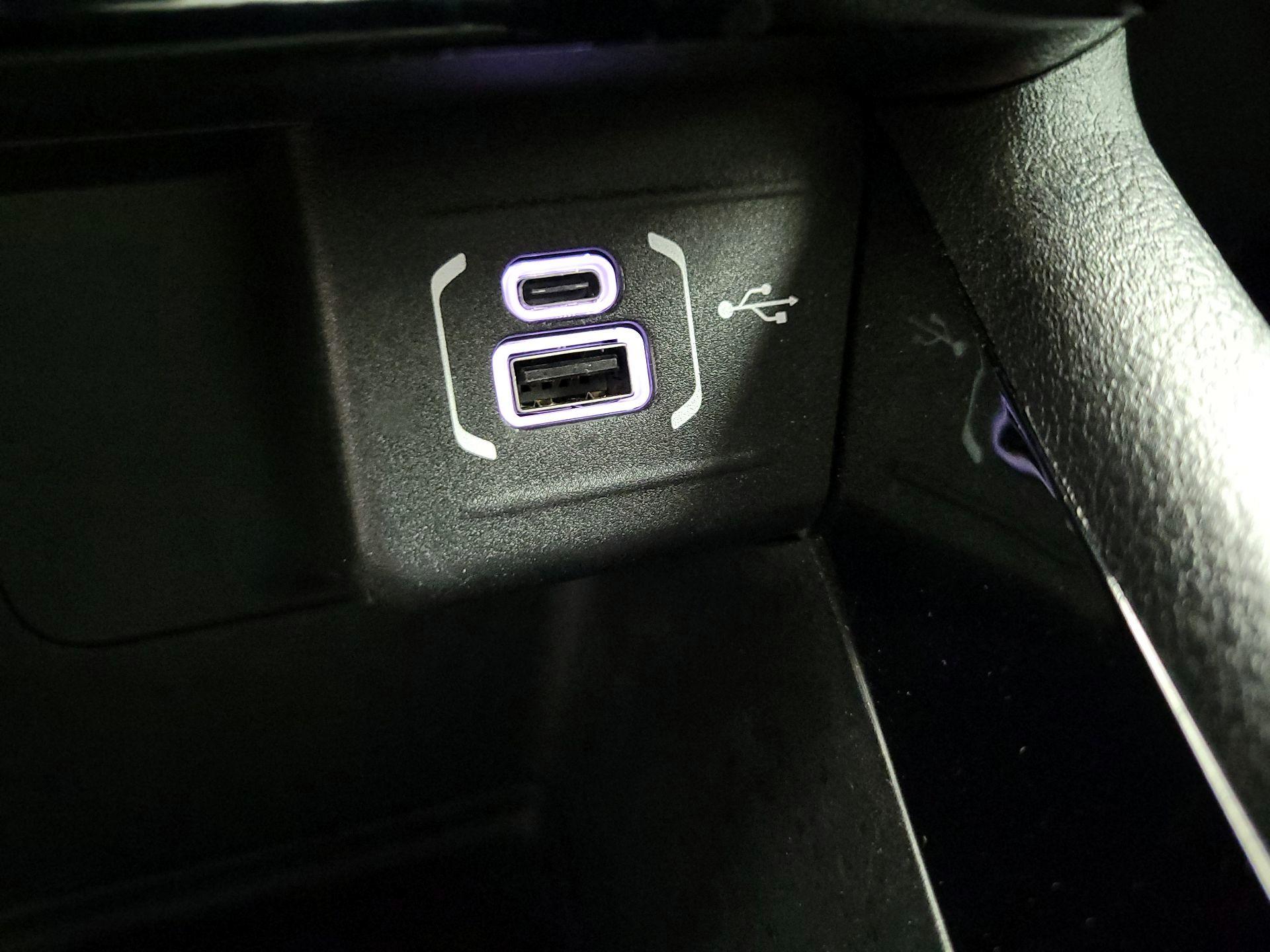 Thumbnail: 2022 Jeep Compass - 18