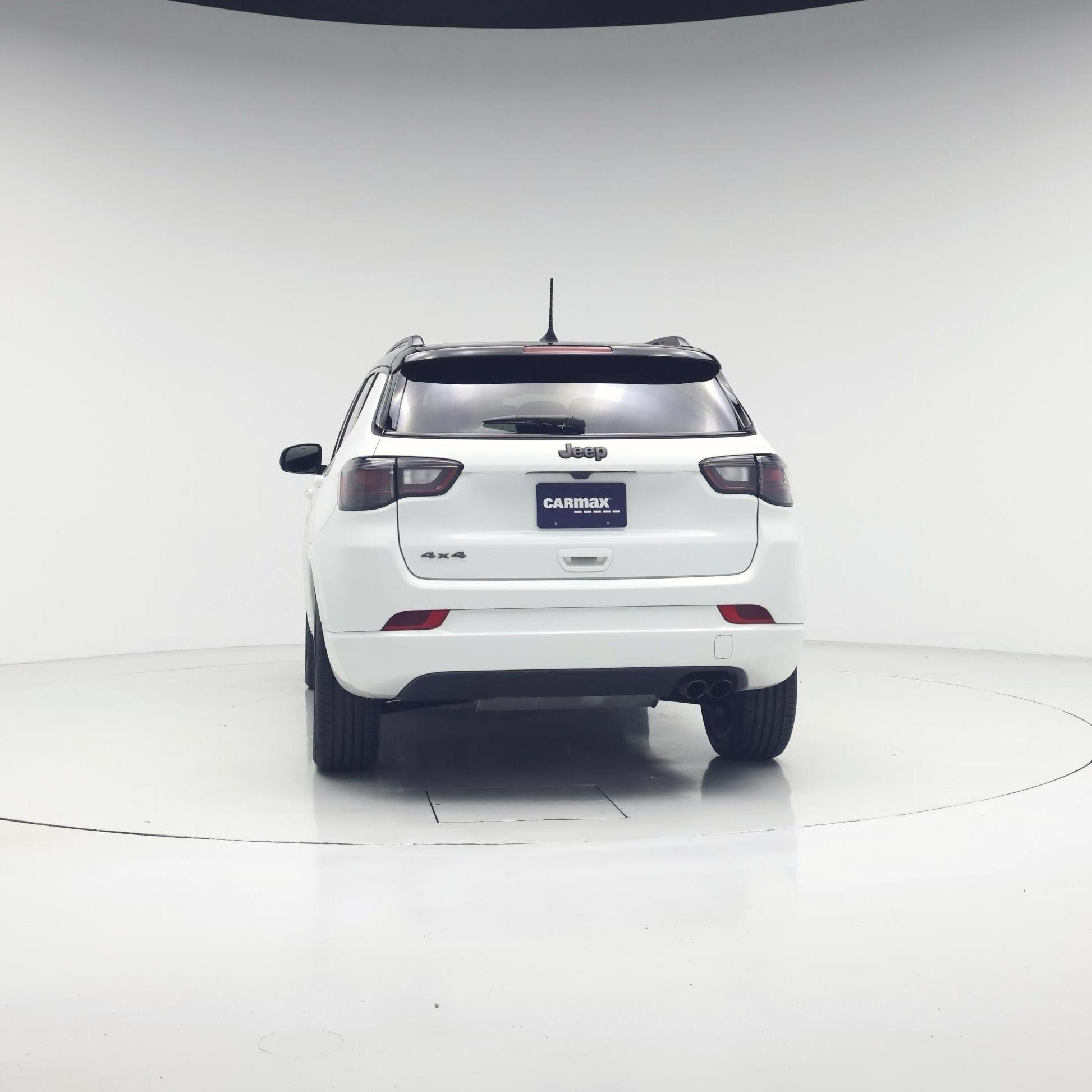 Thumbnail: 2022 Jeep Compass - 6