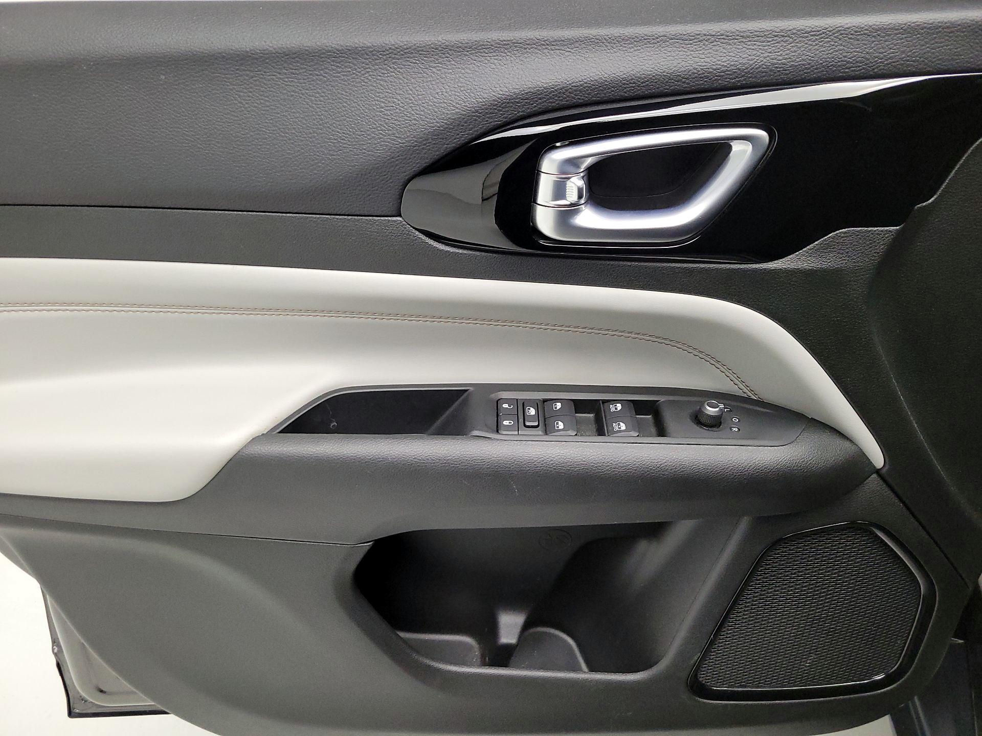 Thumbnail: 2022 Jeep Compass - 12